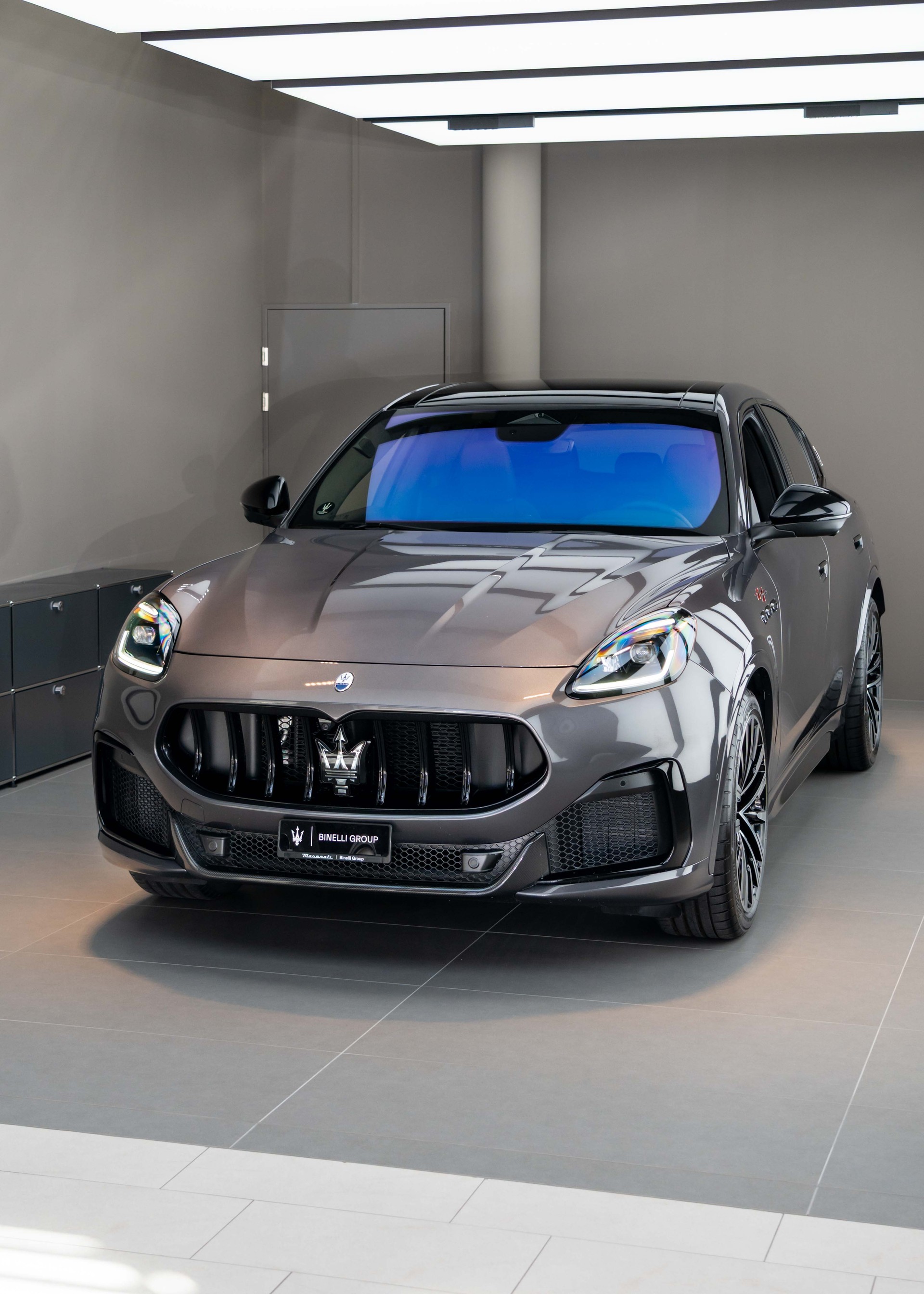 MASERATI Grecale 3.0 Trofeo Automatica-image-1