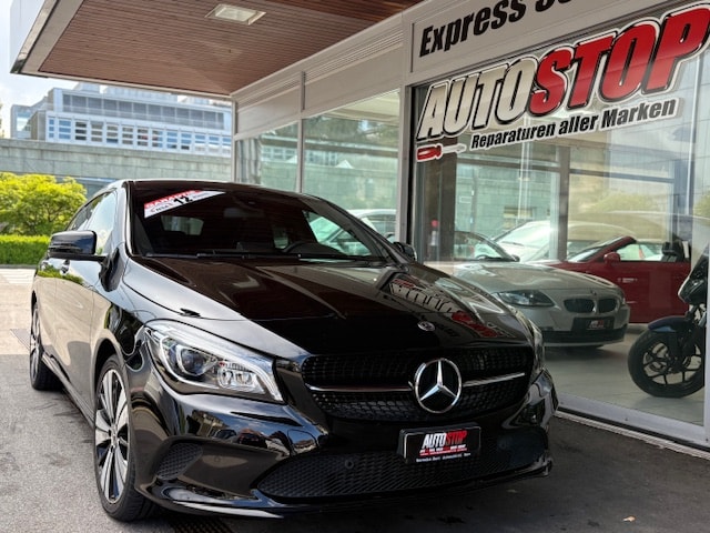 MERCEDES-BENZ CLA Shooting Brake 200 Night Star 7G-DCT-showroom-element-1