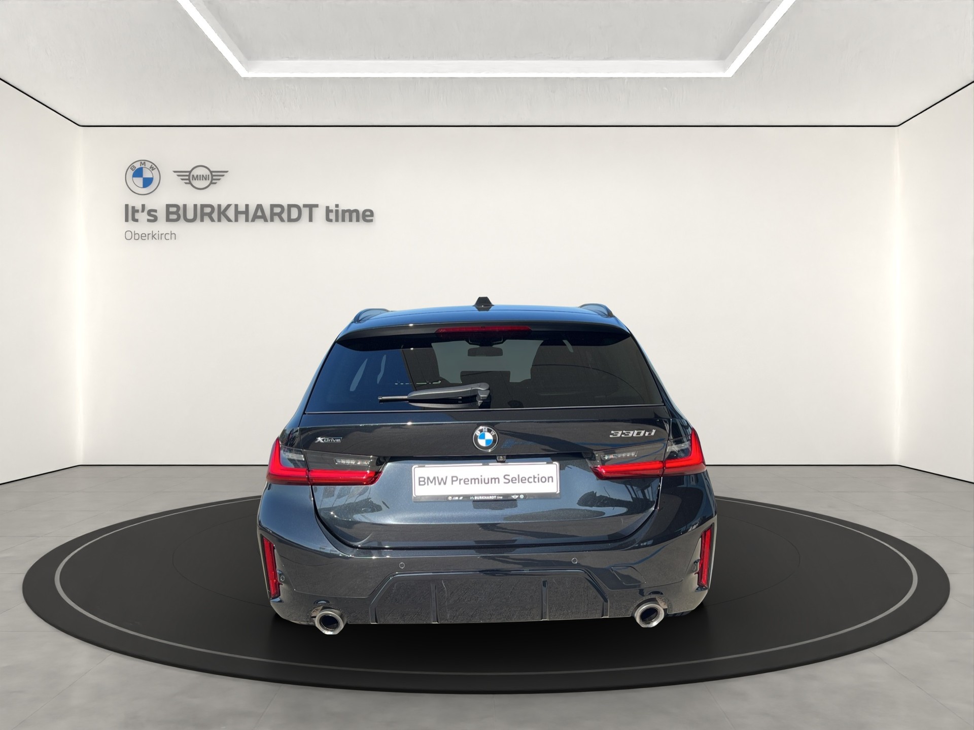 BMW 330d xDrive 48V Touring-image-3