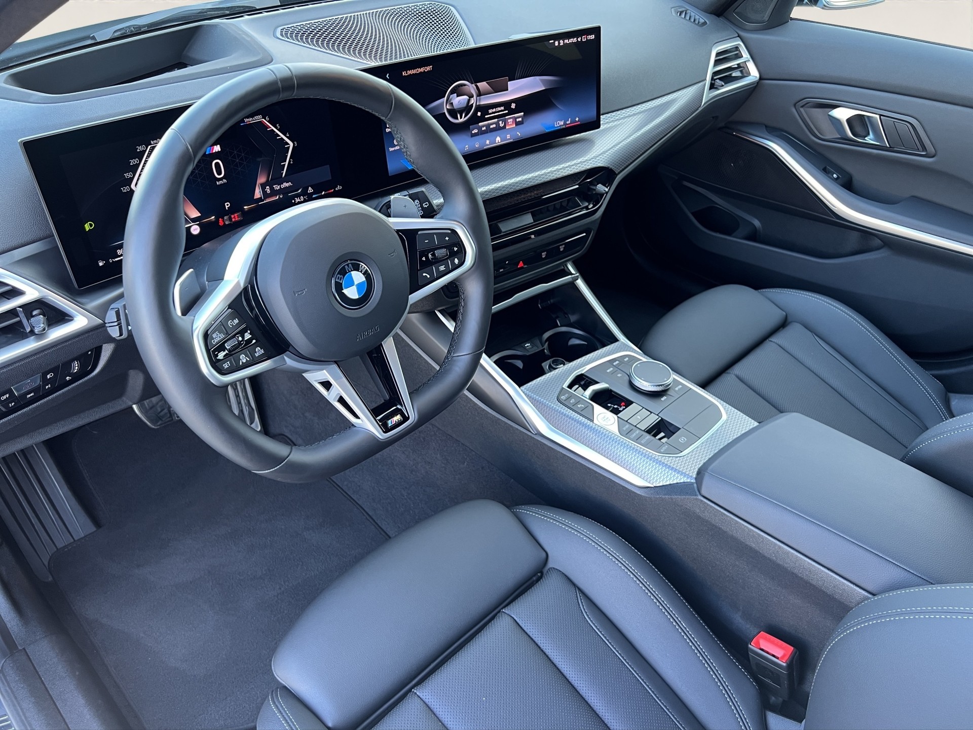 BMW 330d xDrive 48V Touring-image-10