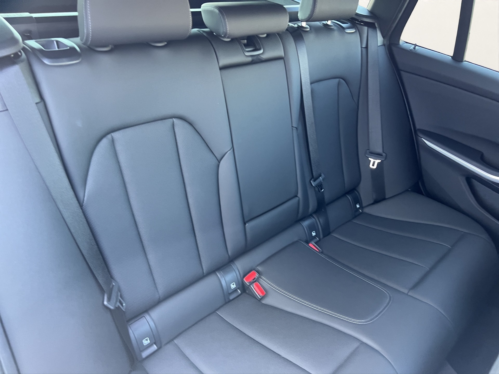BMW 330d xDrive 48V Touring-image-15