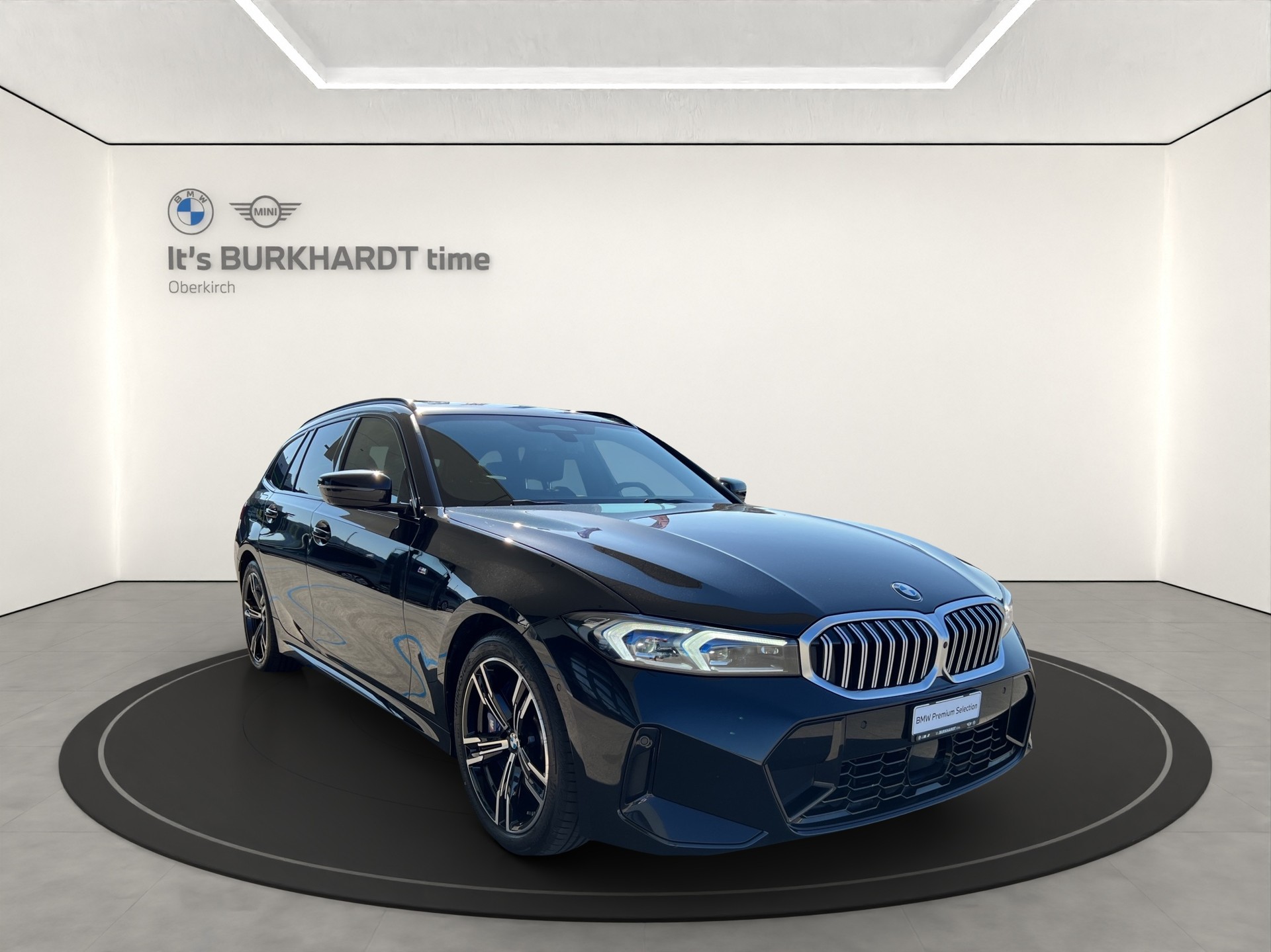 BMW 330d xDrive 48V Touring-image-7