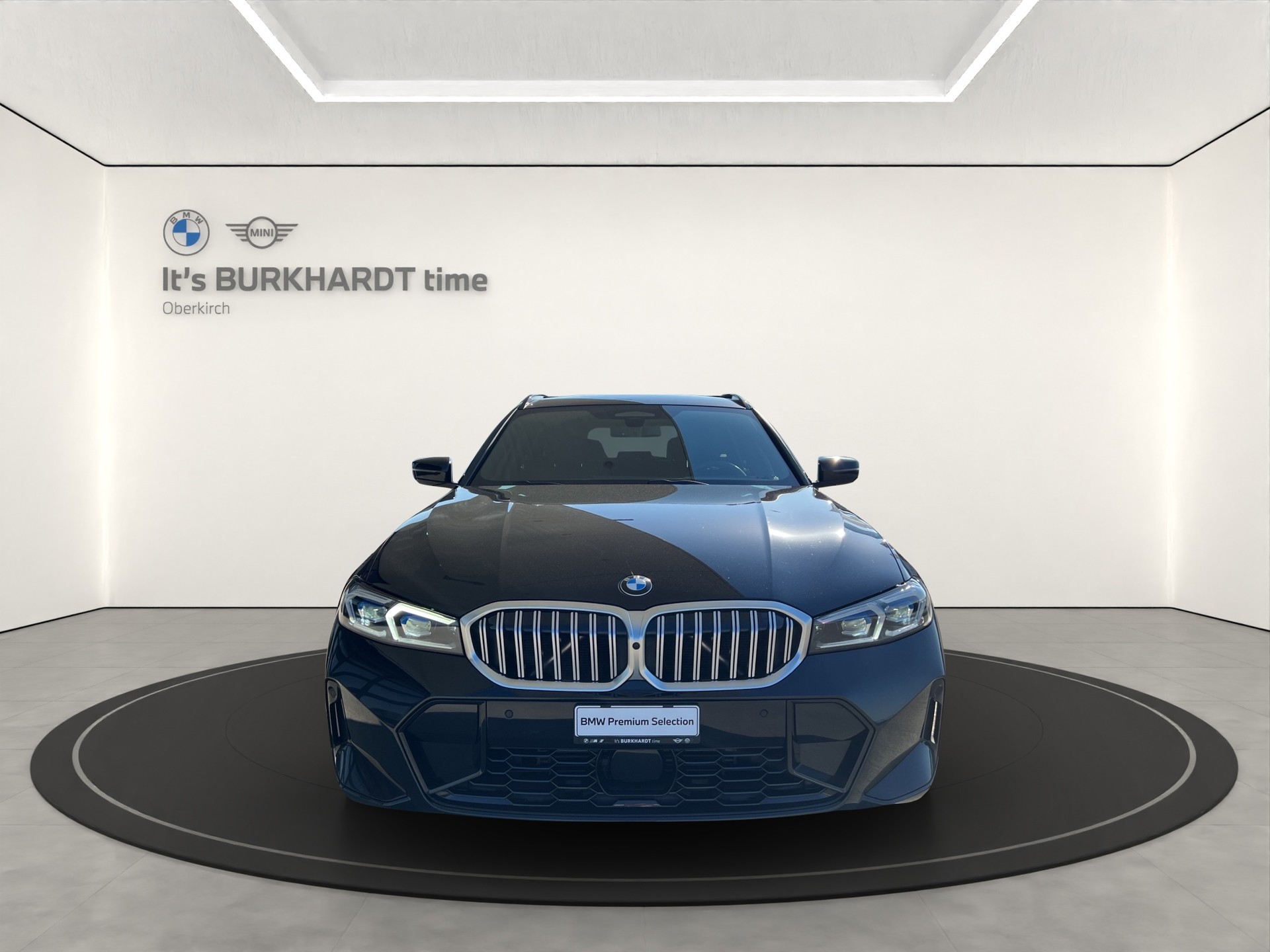 BMW 330d xDrive 48V Touring-image-8