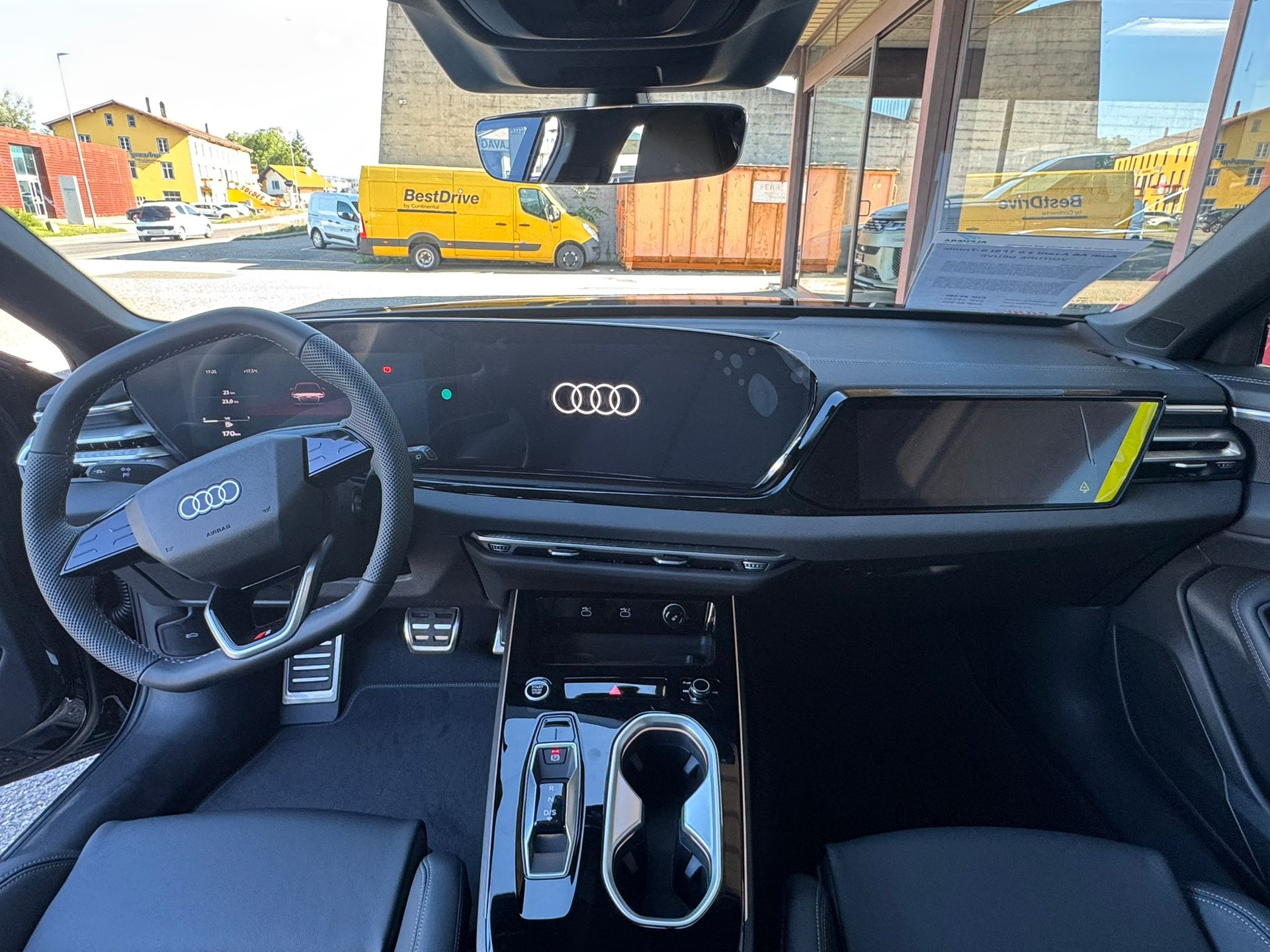 AUDI A6 Avant 2,0 TFSI S line S-tronic-image-8