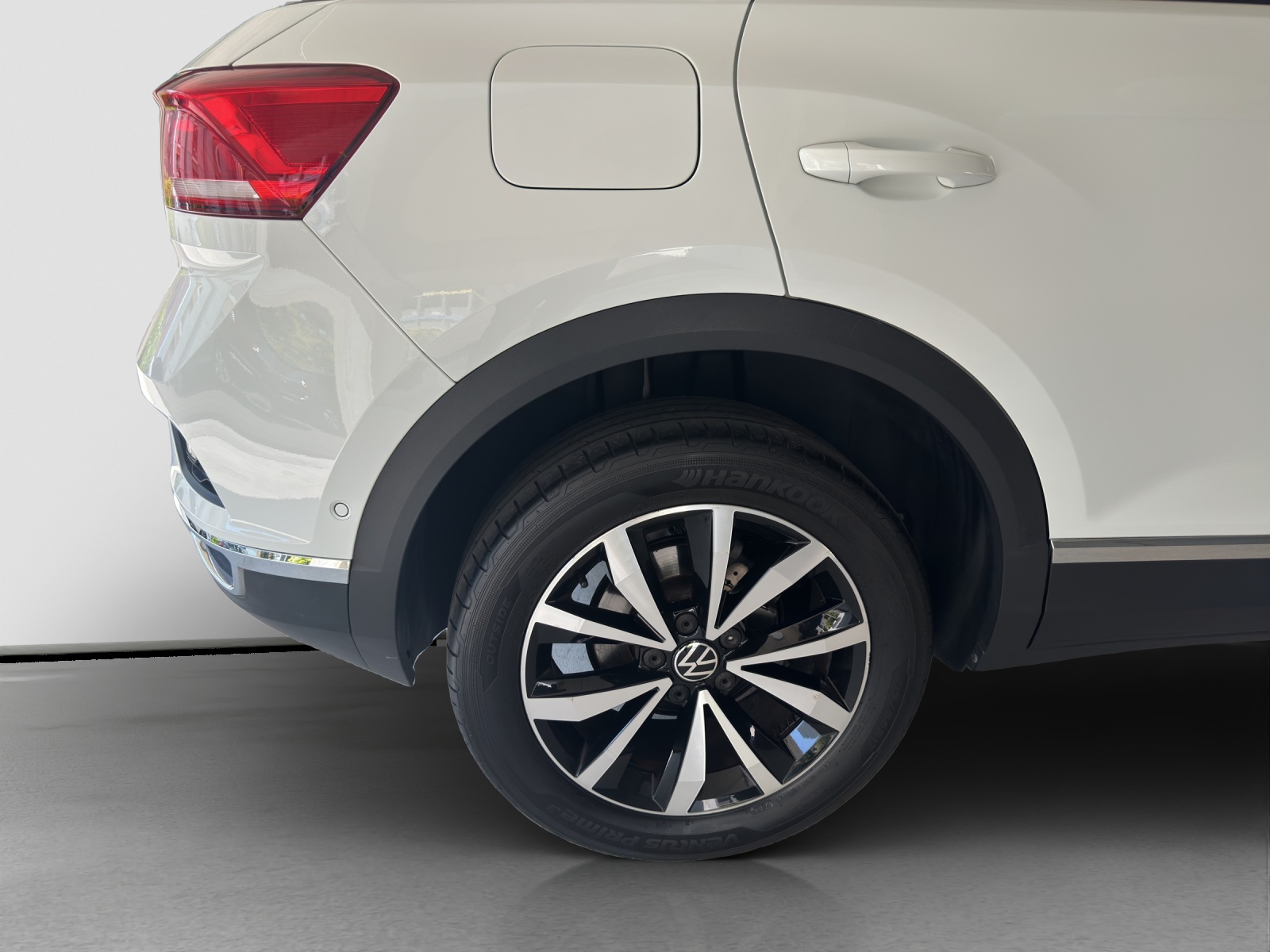 VW T-Roc 1.5 TSI EVO Advance Selection DSG-image-4