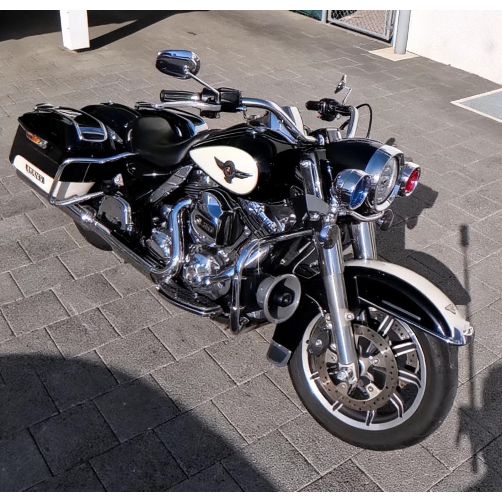 HARLEY-DAVIDSON FLHP-image-7