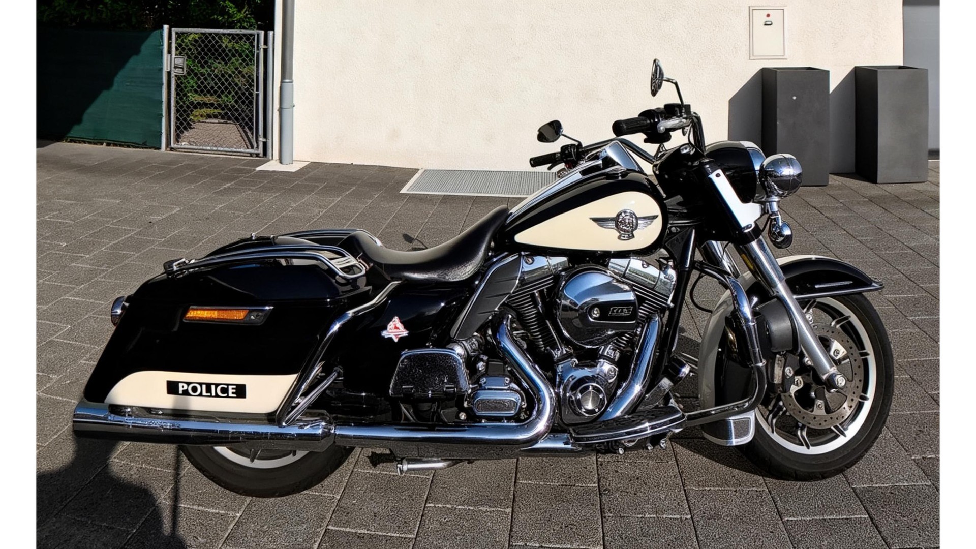 HARLEY-DAVIDSON FLHP-image-5