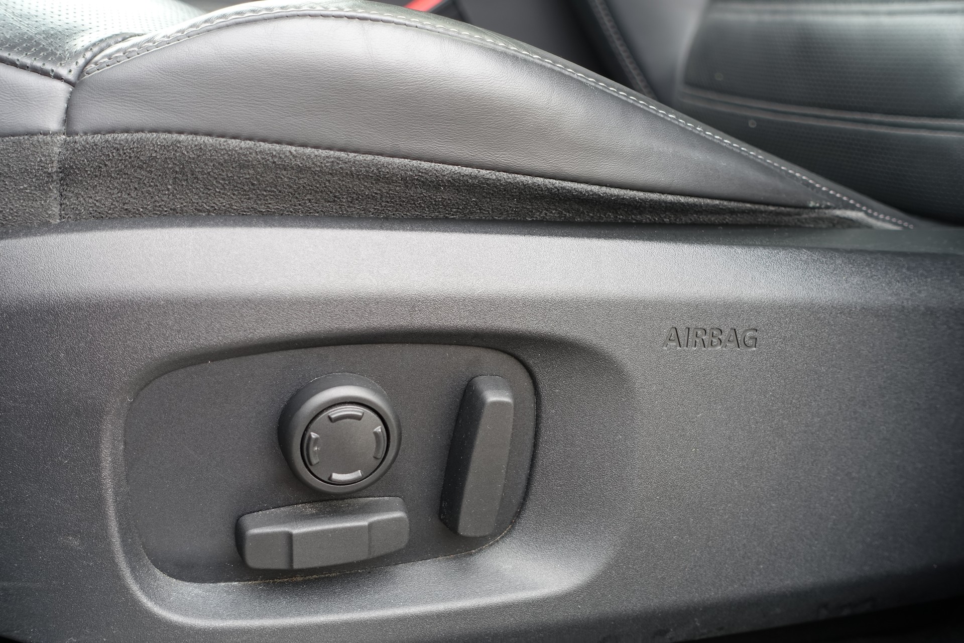 LAND ROVER Range Rover Evoque 2.0 SD4 HSE Dynamic-image-19