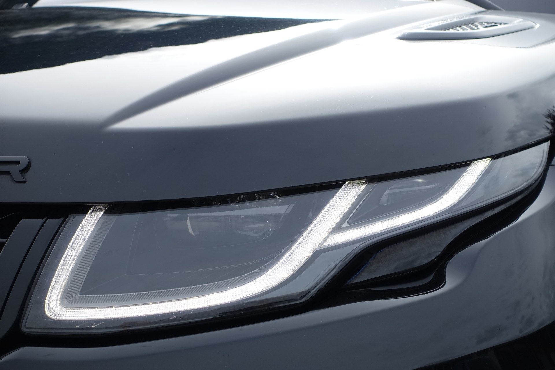LAND ROVER Range Rover Evoque 2.0 SD4 HSE Dynamic-image-8