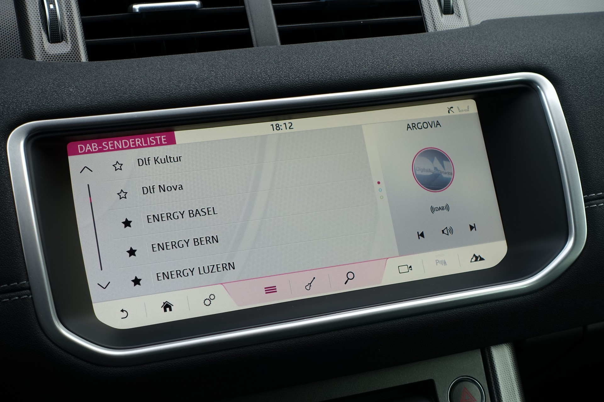 LAND ROVER Range Rover Evoque 2.0 SD4 HSE Dynamic-image-28