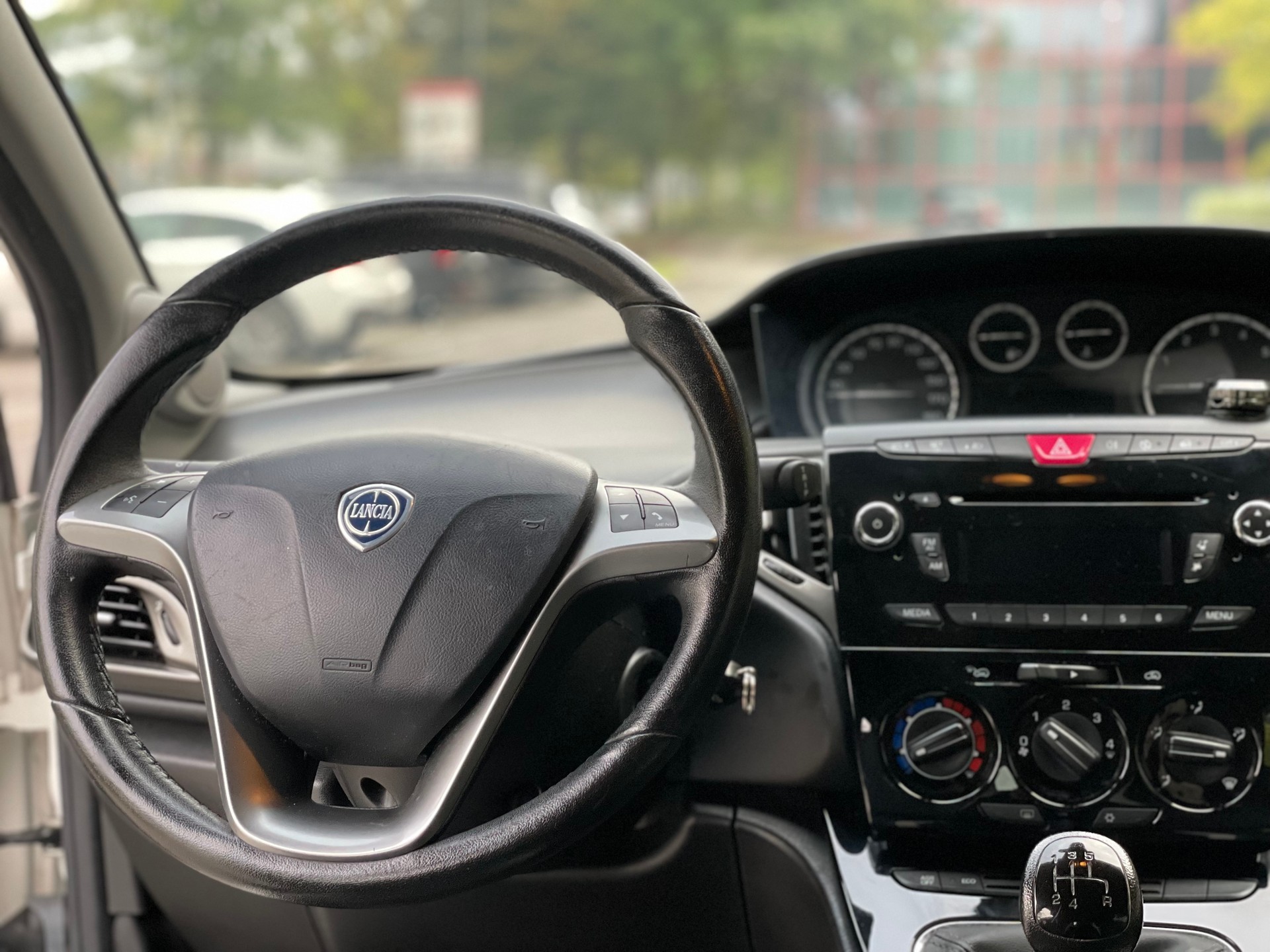 LANCIA Ypsilon 0.9 TwinAir Elefantino-image-8