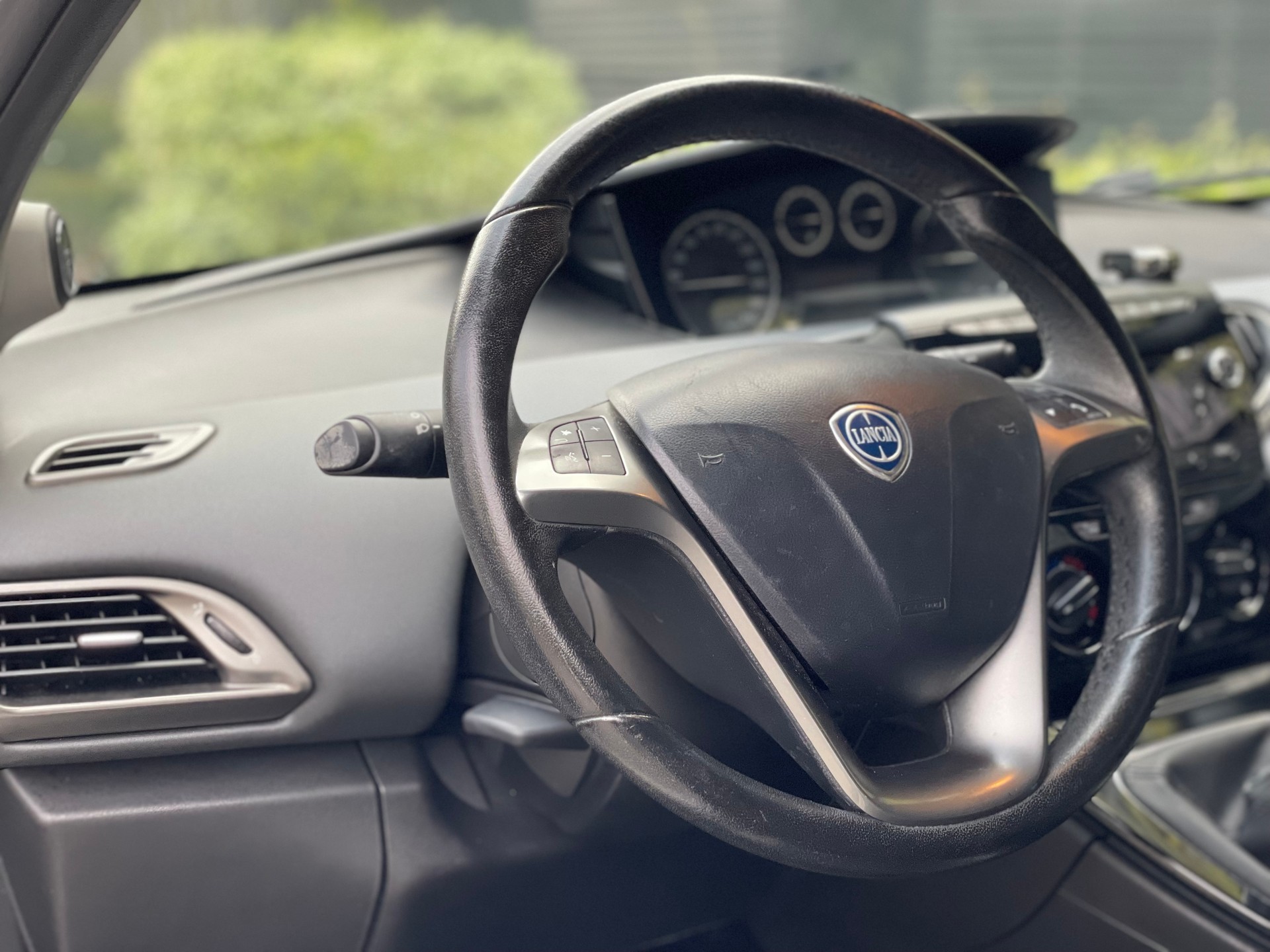 LANCIA Ypsilon 0.9 TwinAir Elefantino-image-10