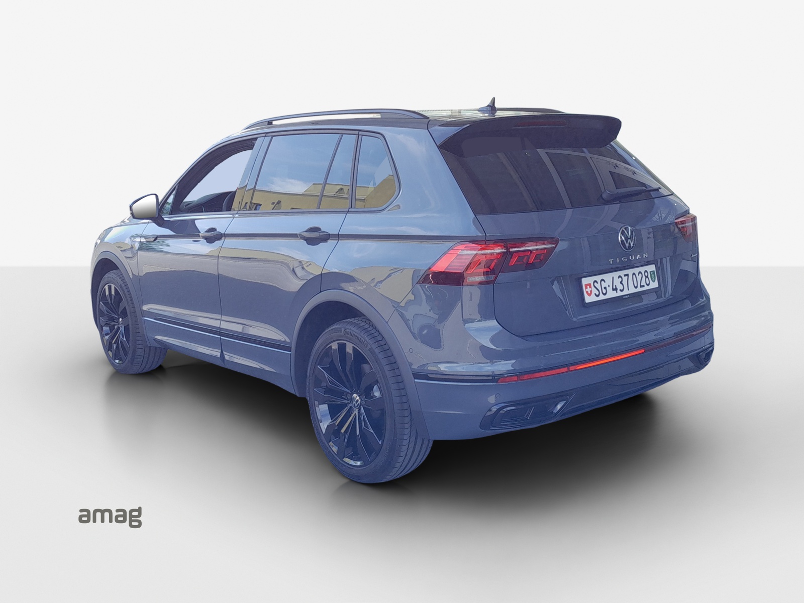 VW Tiguan 2.0 TDI SCR R-Line 4Motion DSG-image-2