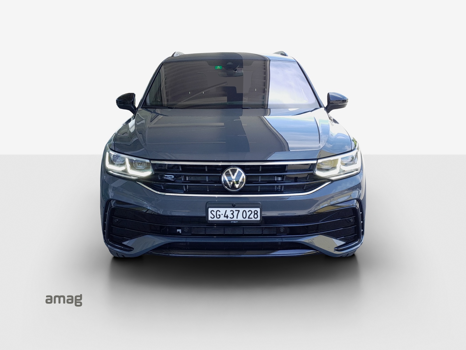 VW Tiguan 2.0 TDI SCR R-Line 4Motion DSG-image-5