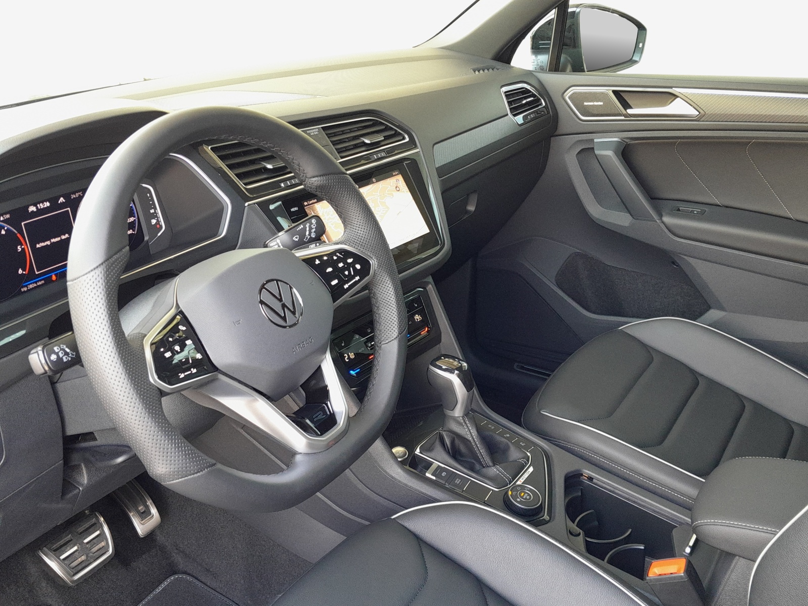 VW Tiguan 2.0 TDI SCR R-Line 4Motion DSG-image-6