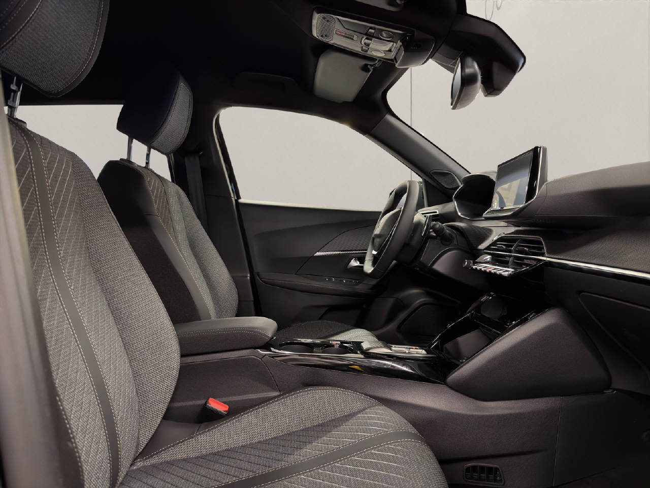 PEUGEOT 2008 1.2 Hybrid Allure-image-8