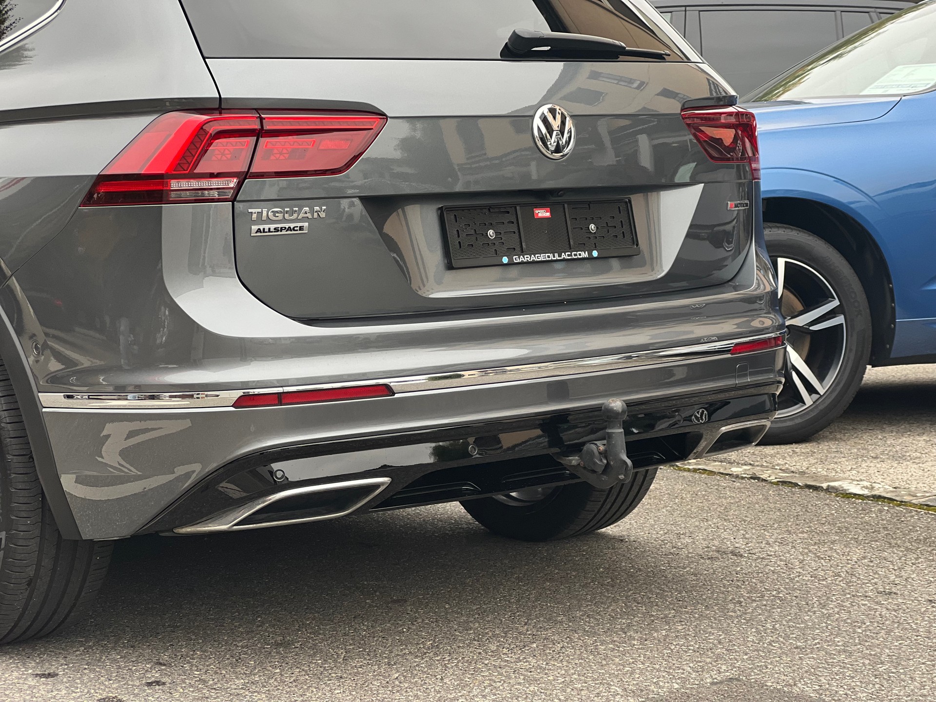 VW Tiguan Allspace 2.0TSI Highline 4Motion DSG R-Line-image-11