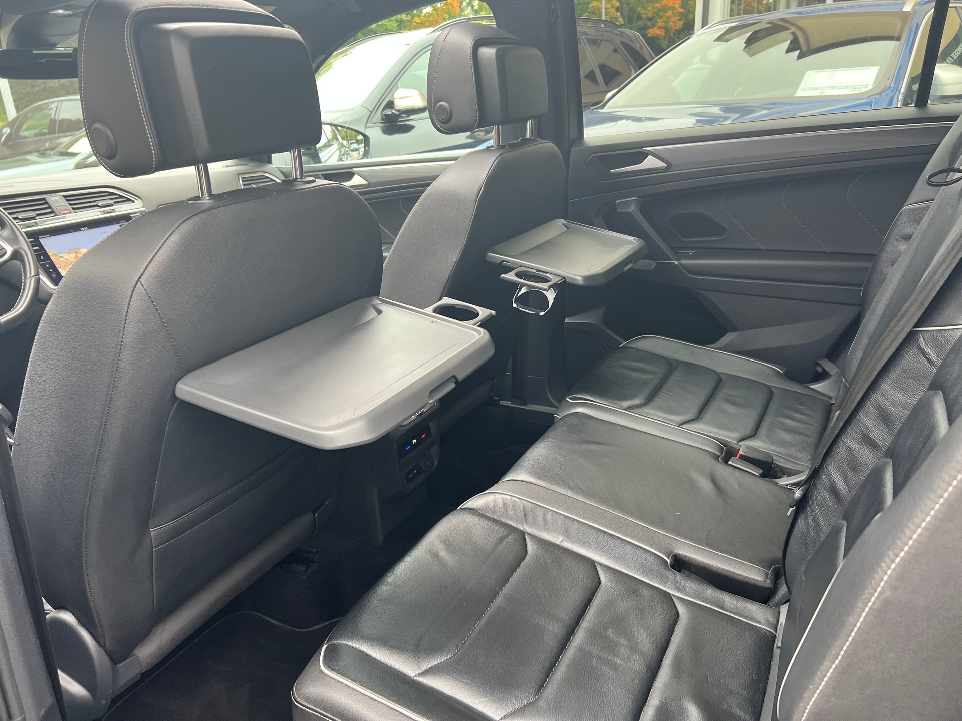 VW Tiguan Allspace 2.0TSI Highline 4Motion DSG R-Line-image-13