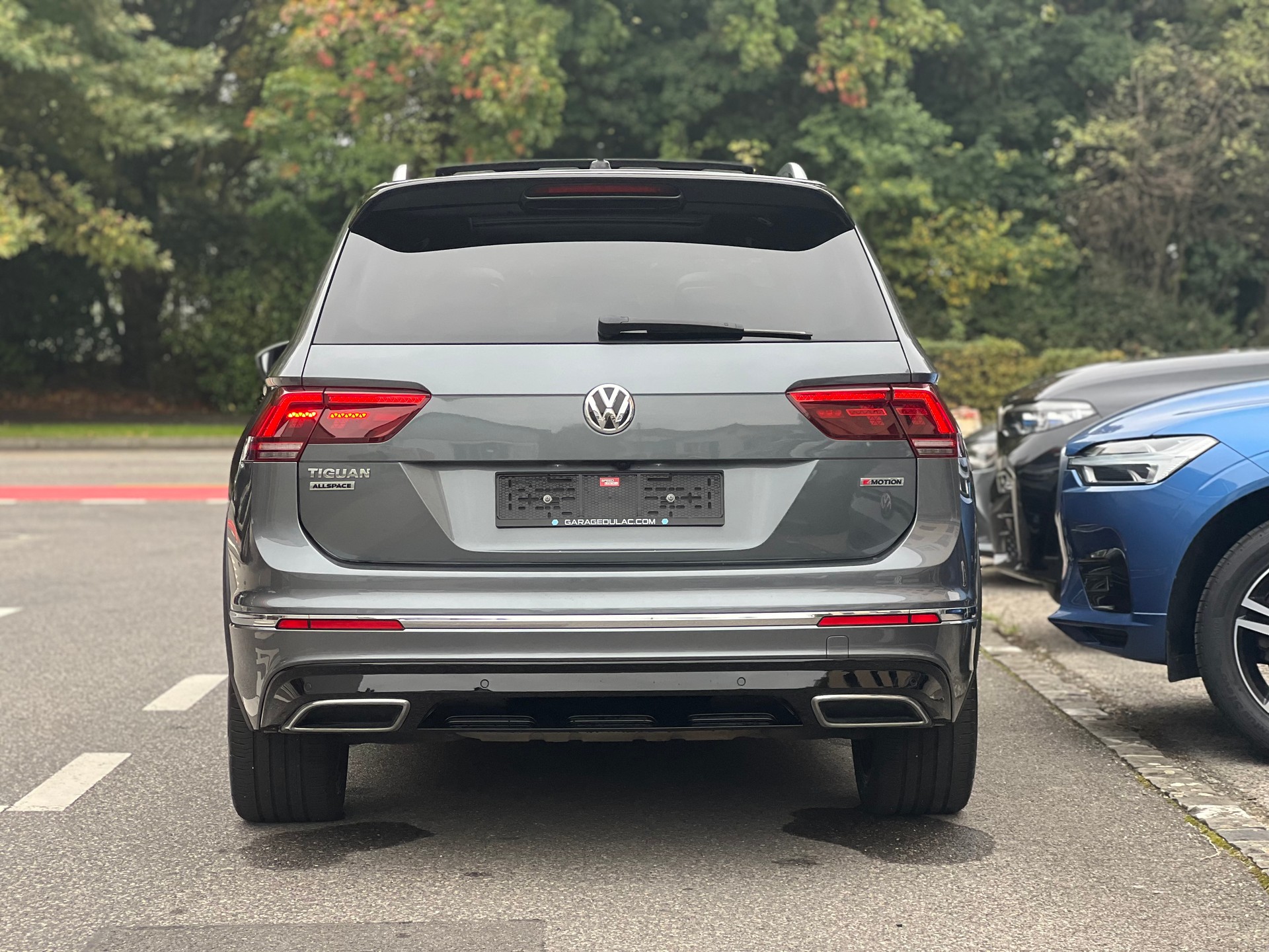 VW Tiguan Allspace 2.0TSI Highline 4Motion DSG R-Line-image-7