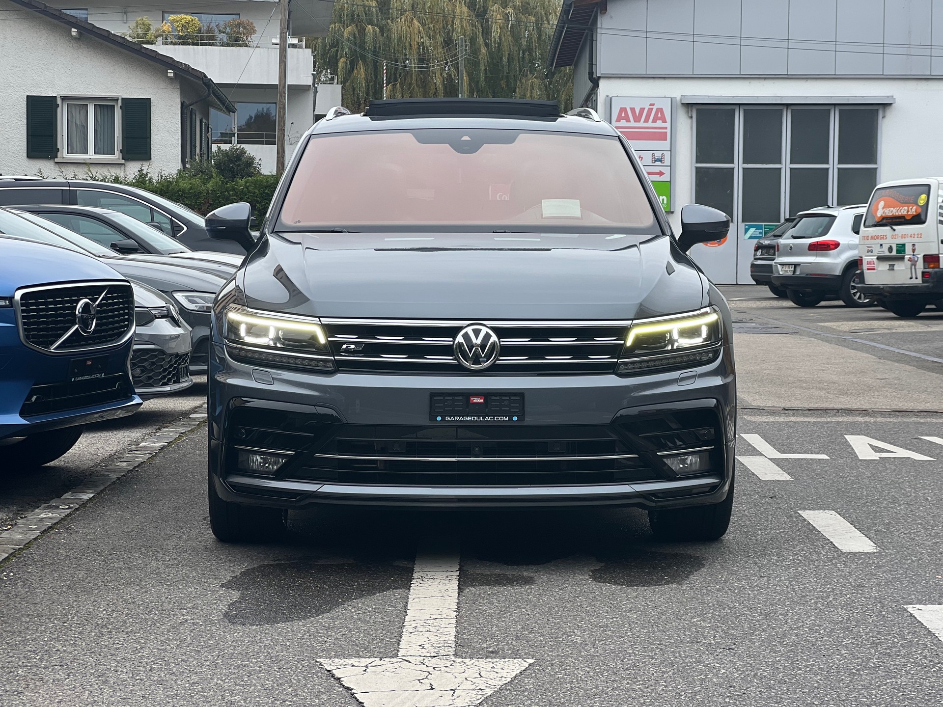 VW Tiguan Allspace 2.0TSI Highline 4Motion DSG R-Line-showroom-element-1