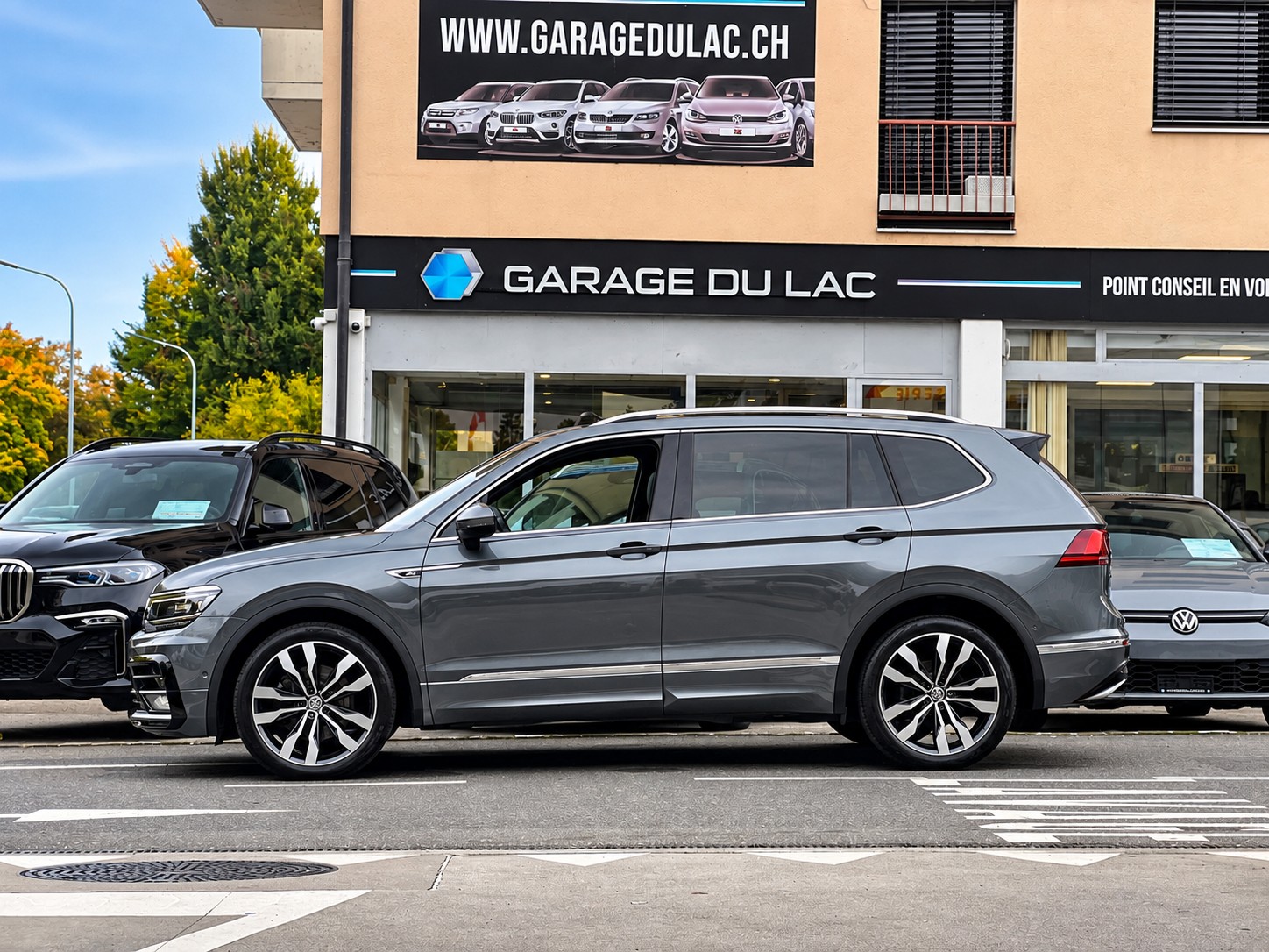 VW Tiguan Allspace 2.0TSI Highline 4Motion DSG R-Line-image-4