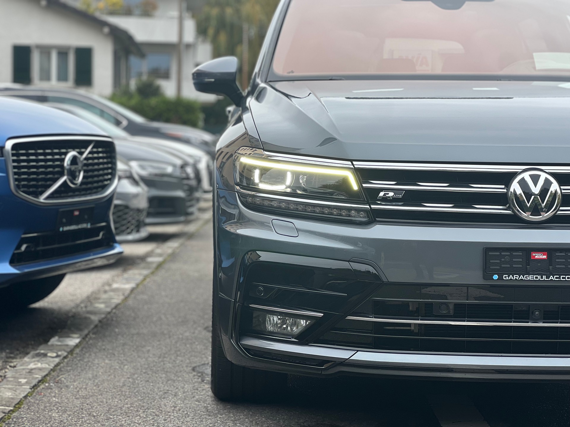 VW Tiguan Allspace 2.0TSI Highline 4Motion DSG R-Line-showroom-element-3