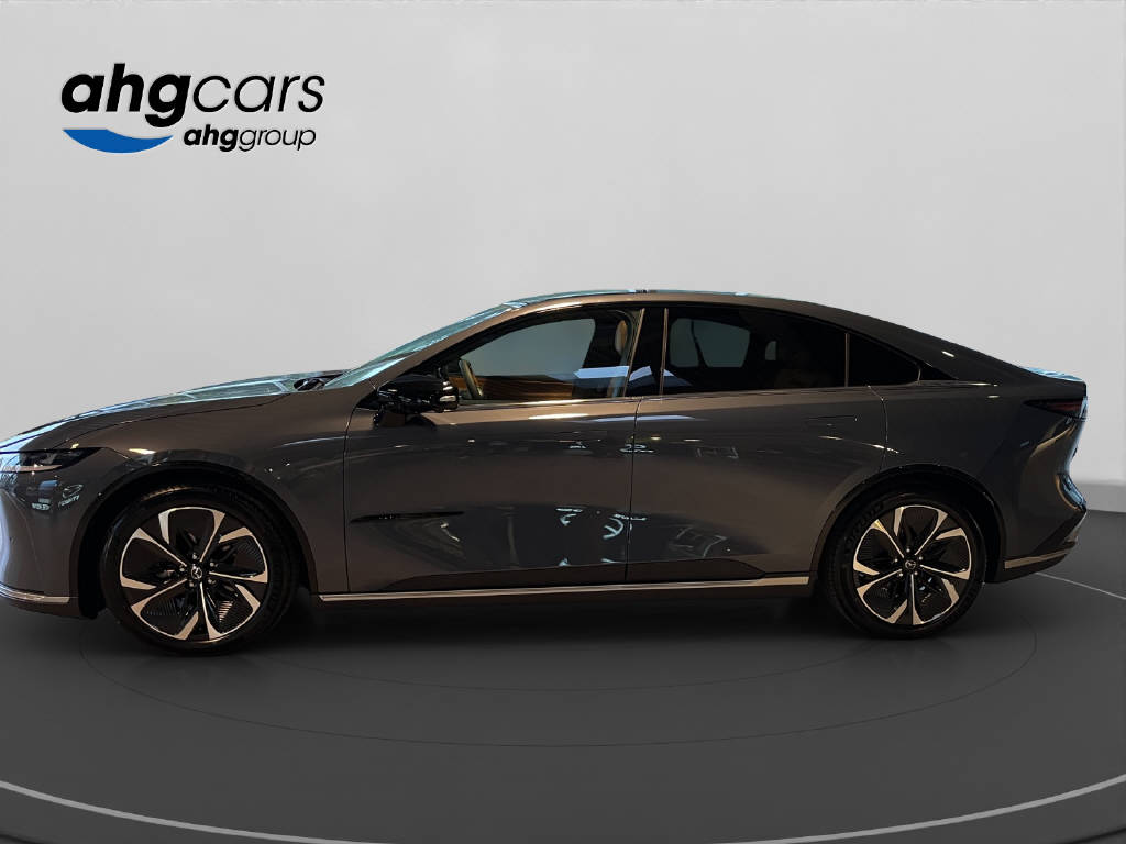 MAZDA 6e Takumi Plus Long Range-image-1
