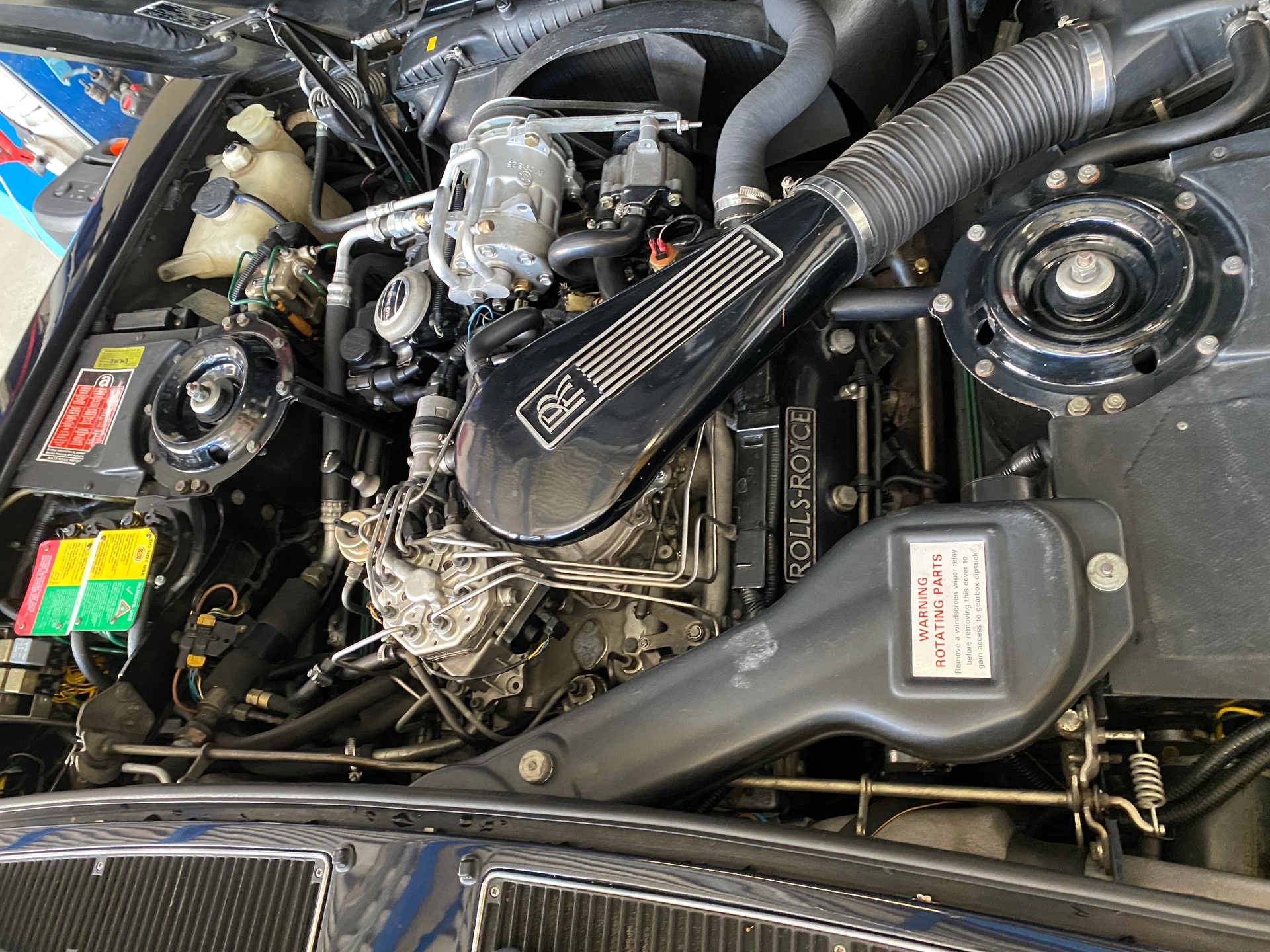 ROLLS-ROYCE Silver Spirit II . Véhicule CH - ( JOINTS DE CULASSE A PREVOIR )-image-28