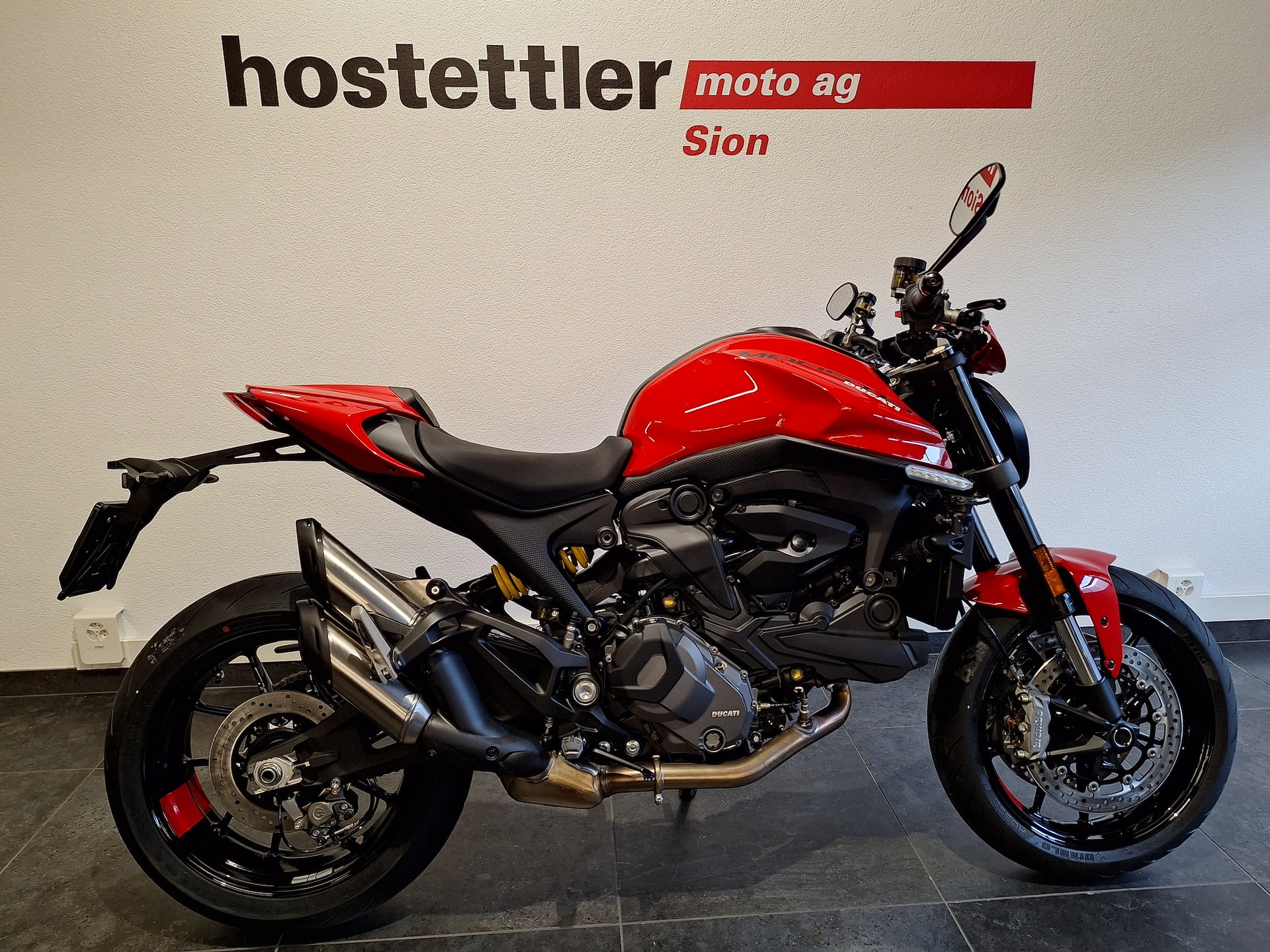 DUCATI Monster + 35 kW-showroom-element-1