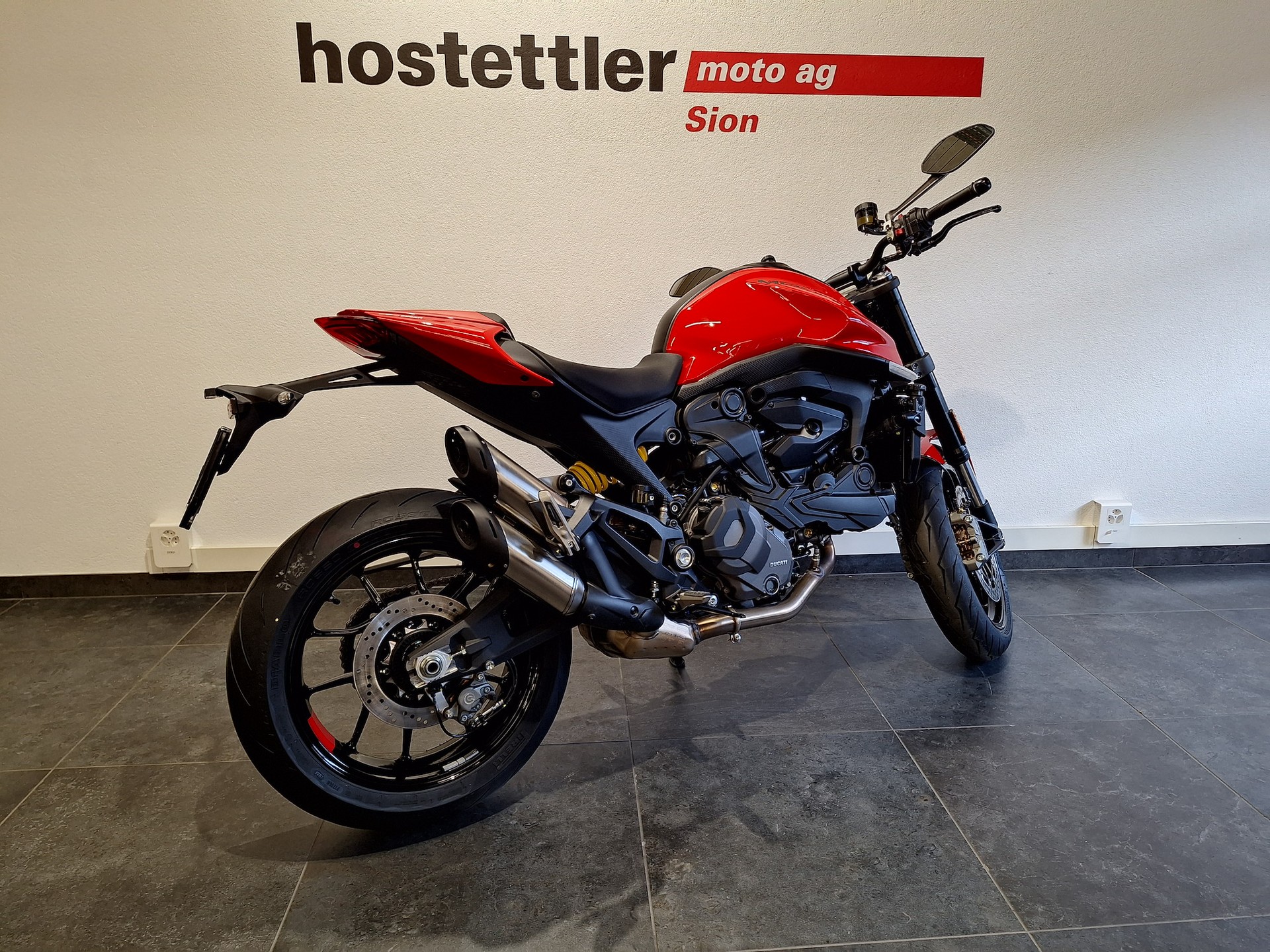 DUCATI Monster + 35 kW-showroom-element-2