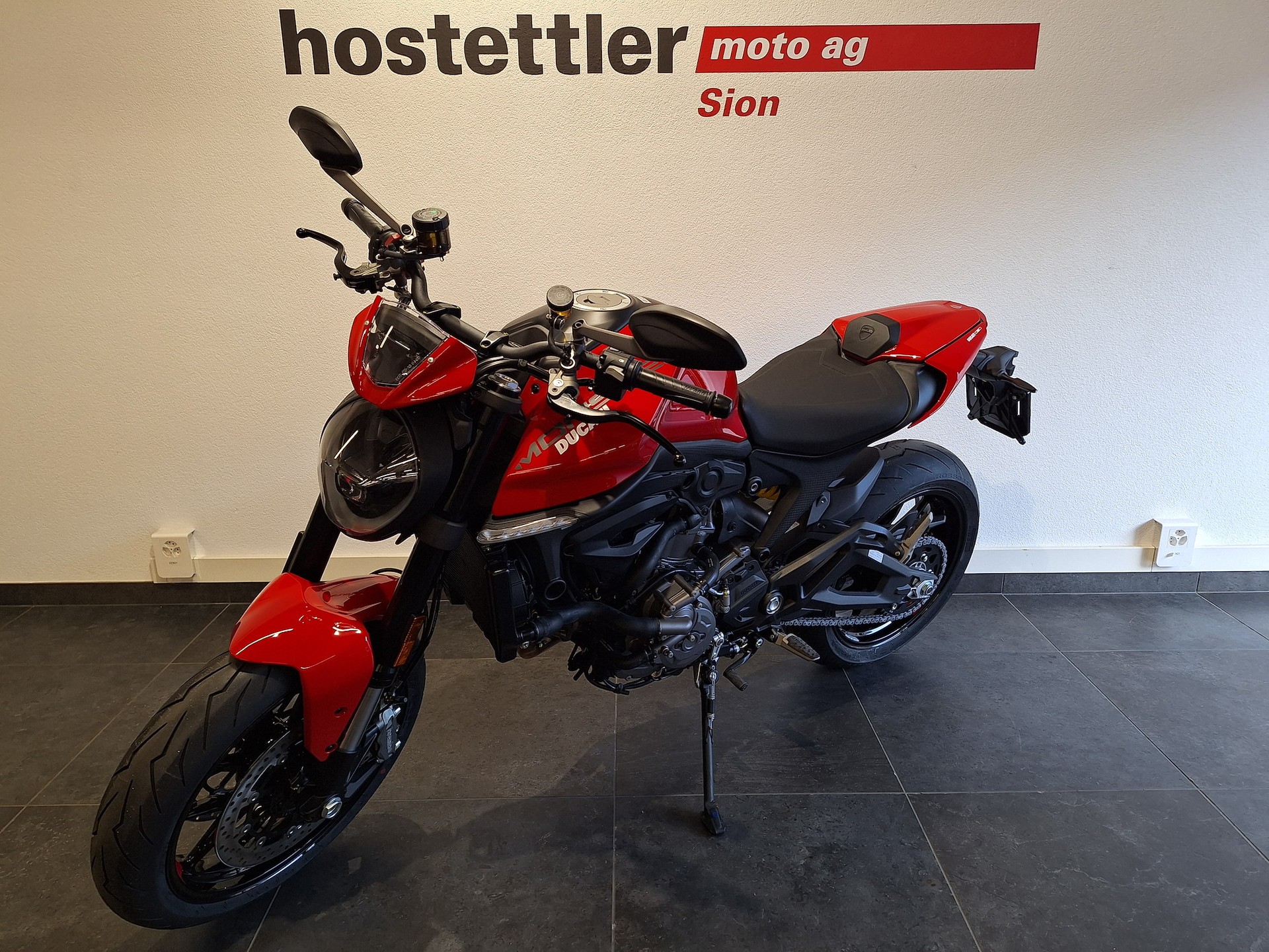 DUCATI Monster + 35 kW-showroom-element-3