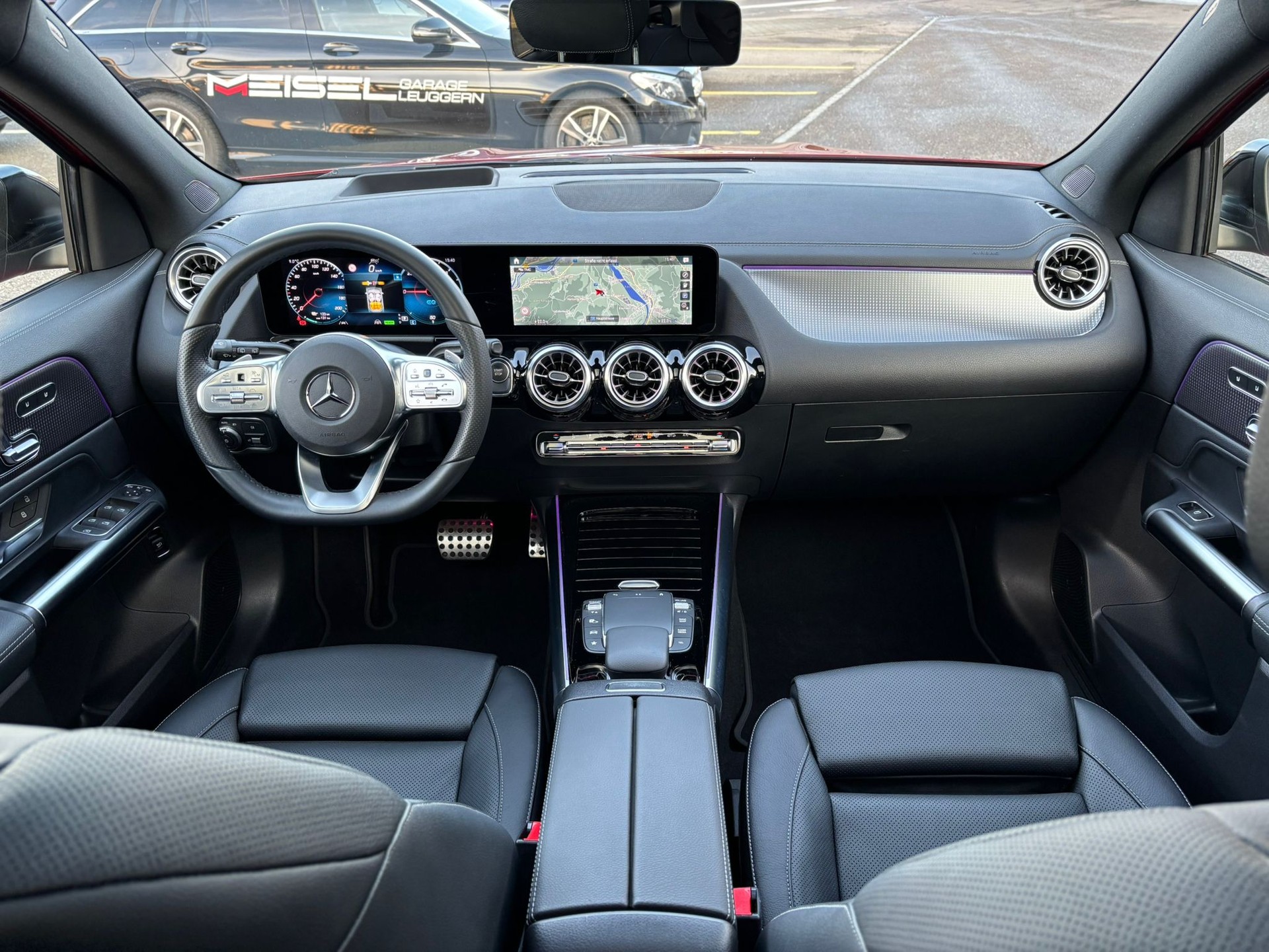 MERCEDES-BENZ EQA 350 AMG-Line 4Matic-image-6