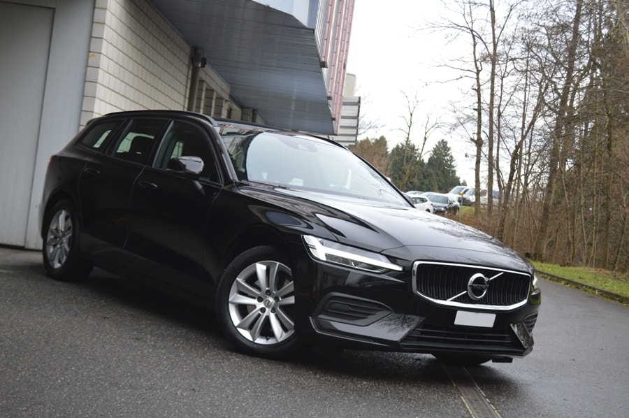 VOLVO V60 B3 Benzin Mild Hybrid Momentum Light Geartronic-image-0