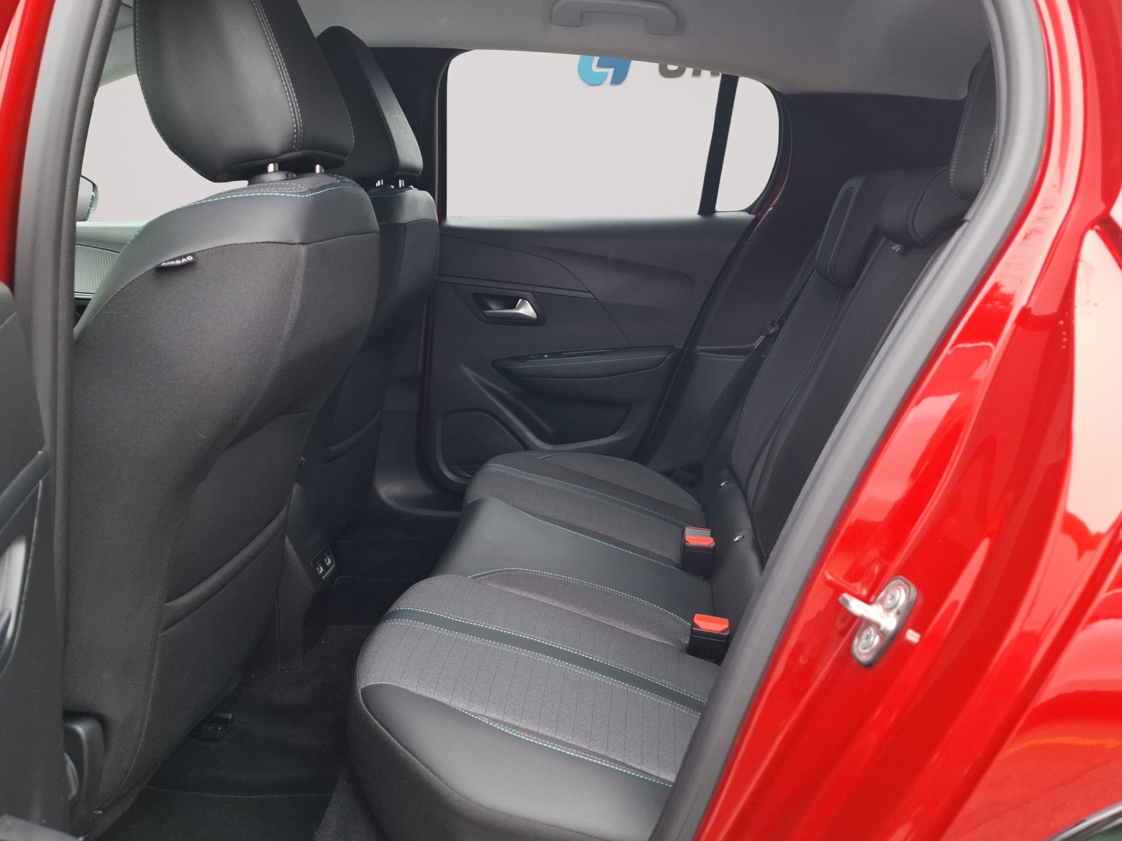 PEUGEOT 208 Elektrik Allure Pack-image-7
