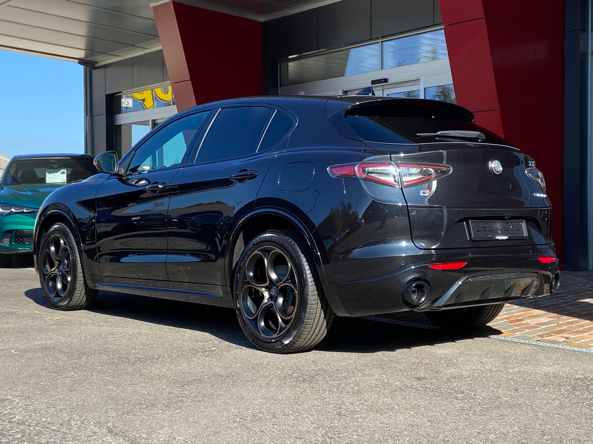 ALFA ROMEO Stelvio 2.0 Intensa Sky Q4 AT8-image-14
