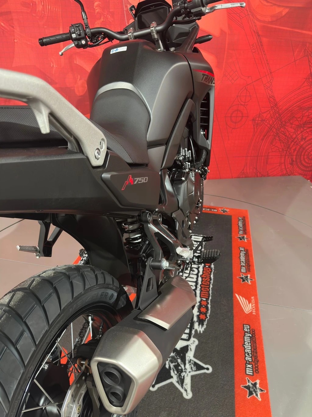 HONDA XL 750 Transalp**35kw**Graphite Black**Neufahrzeug*-image-6