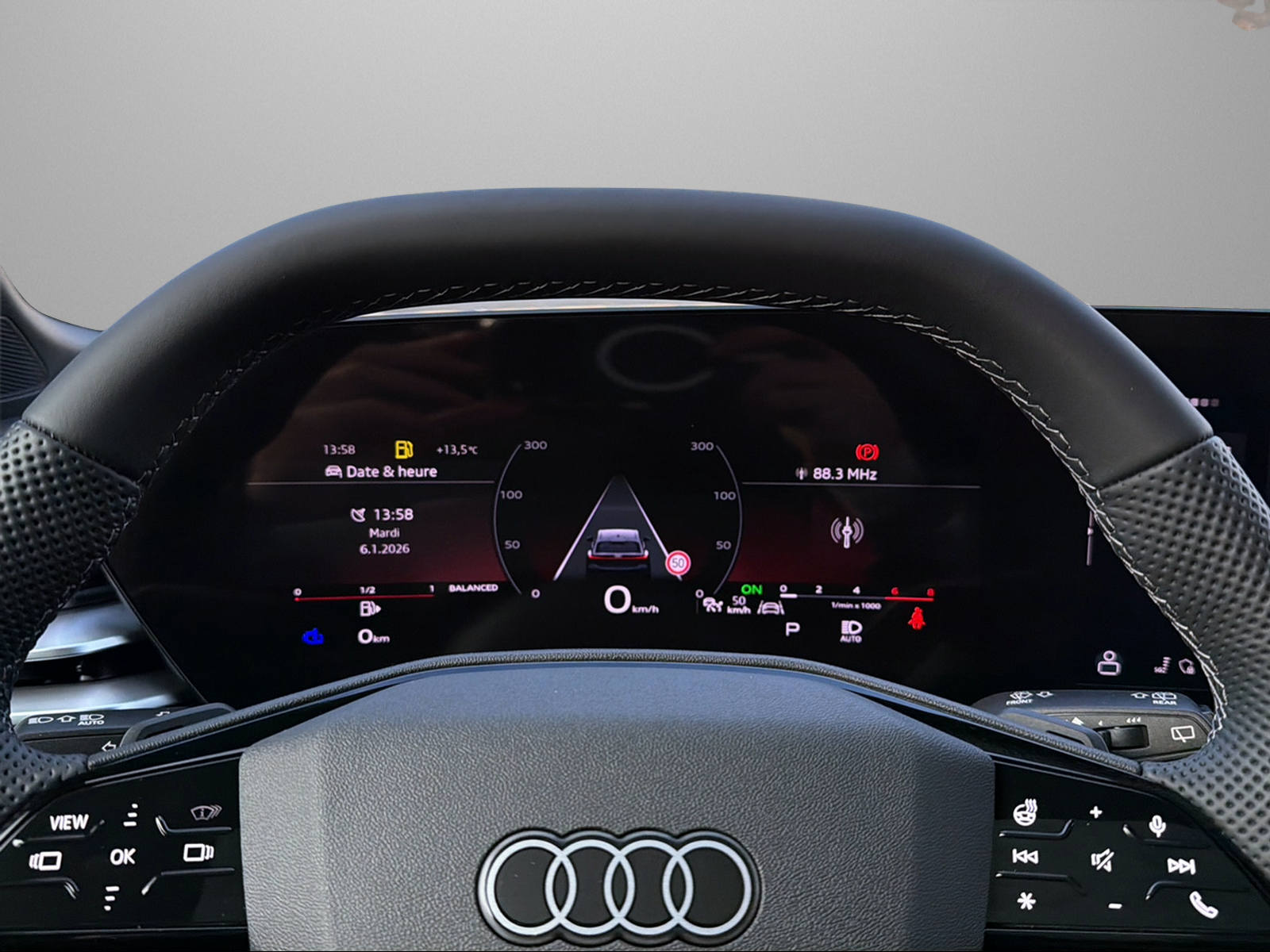 AUDI S5 Avant TFSI quattro S tronic-image-8