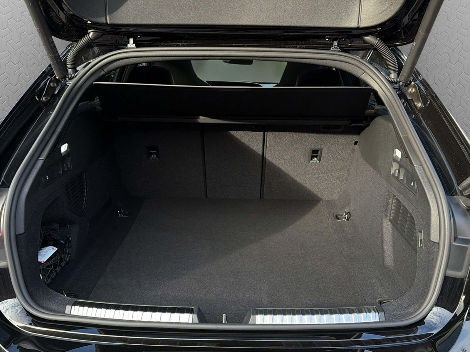 AUDI S5 Avant TFSI quattro S tronic-image-13
