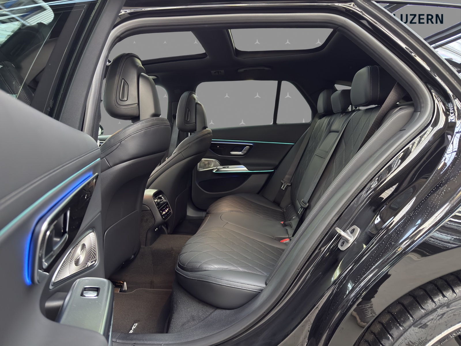 MERCEDES-BENZ E 450 d T 4Matic 9G-Tronic-image-15