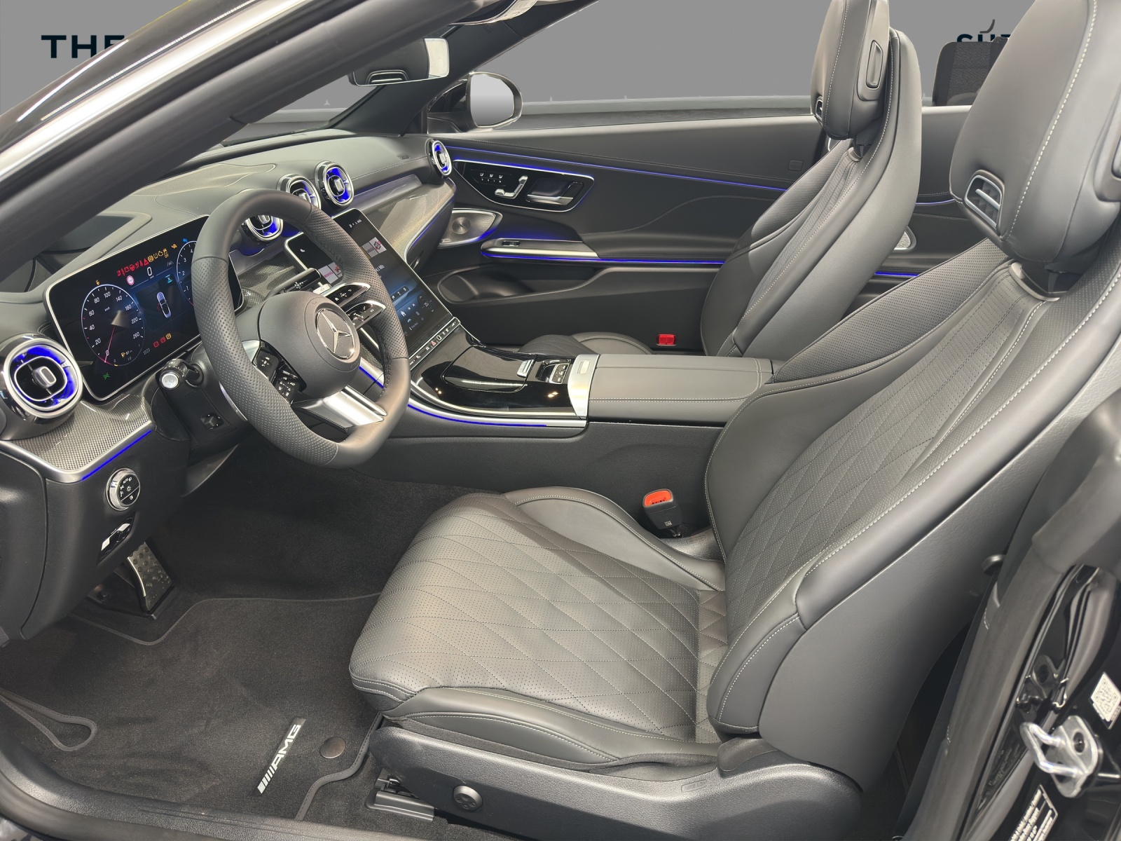 MERCEDES-BENZ CLE 300 Cabrio 4Matic 9G-Tronic-image-9