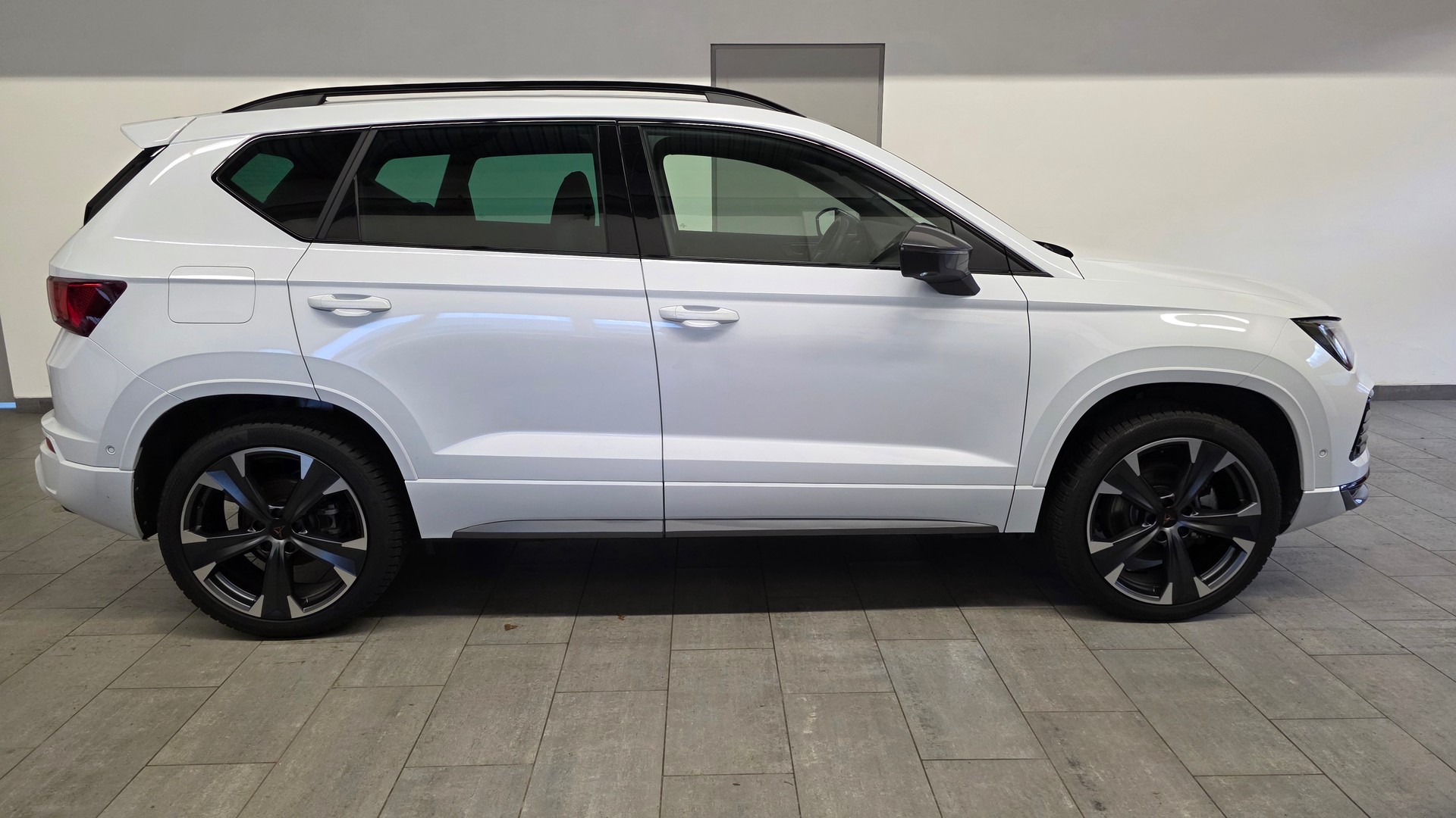 CUPRA Ateca 2.0TSI 4Drive DSG-showroom-element-2