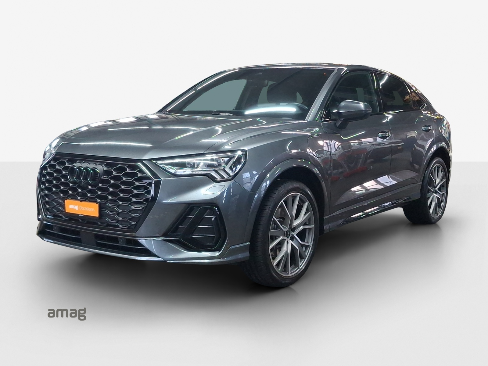 AUDI Q3 Sportback 45 TFSI e S line Attraction S-tronic-image-0