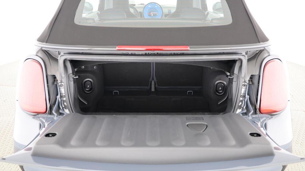 MINI Cooper Cabrio S-image-18