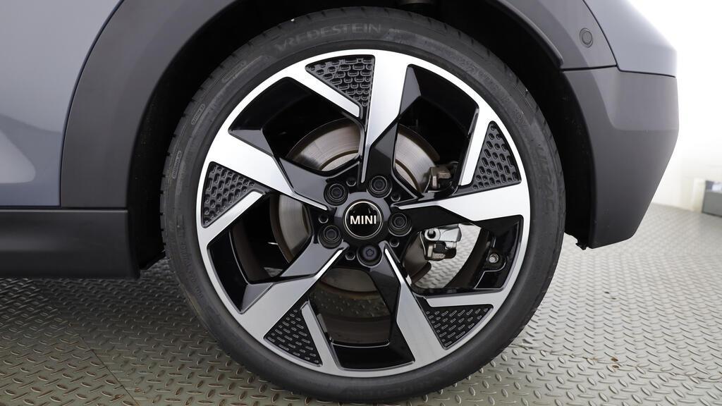MINI Cooper Cabrio S-image-8