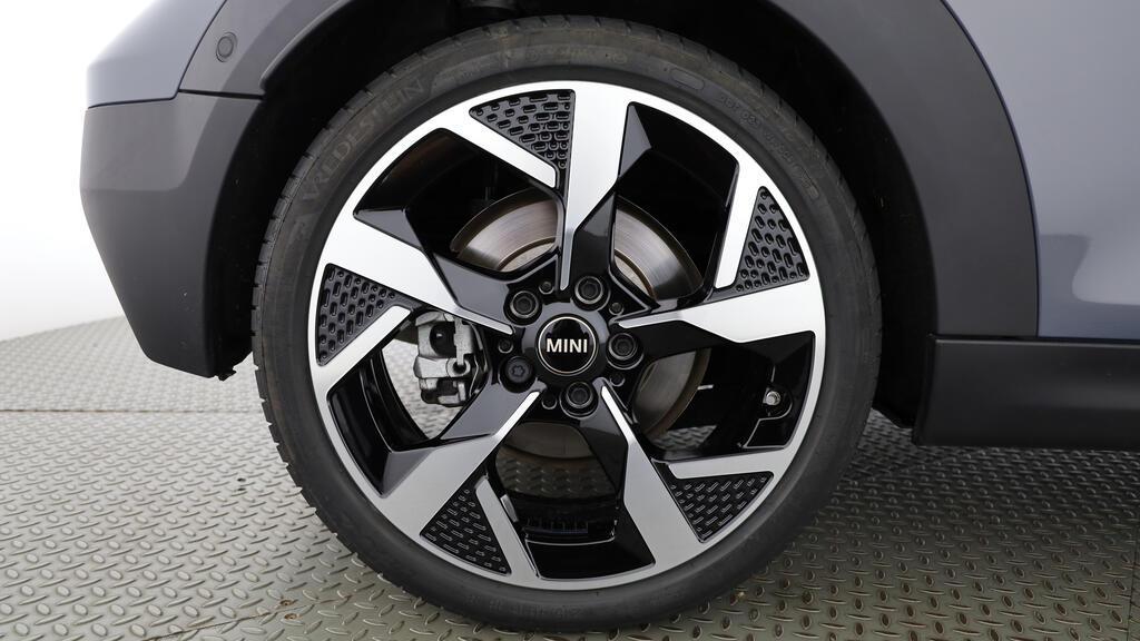 MINI Cooper Cabrio S-image-7