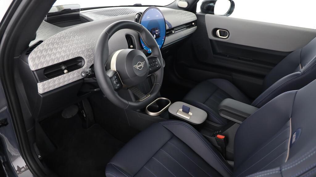 MINI Cooper Cabrio S-image-16