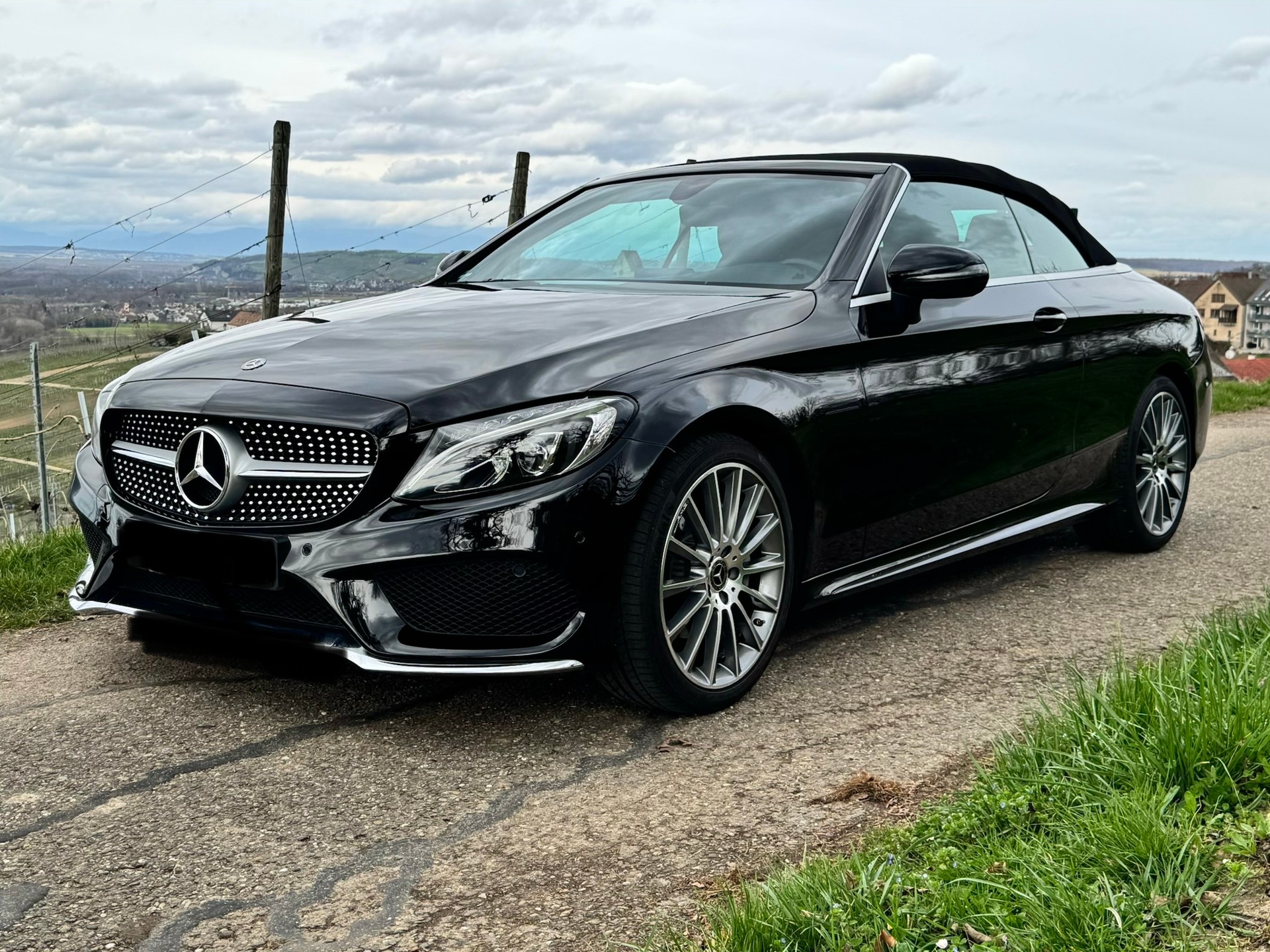 MERCEDES-BENZ C180 Cabriolet AMG Line