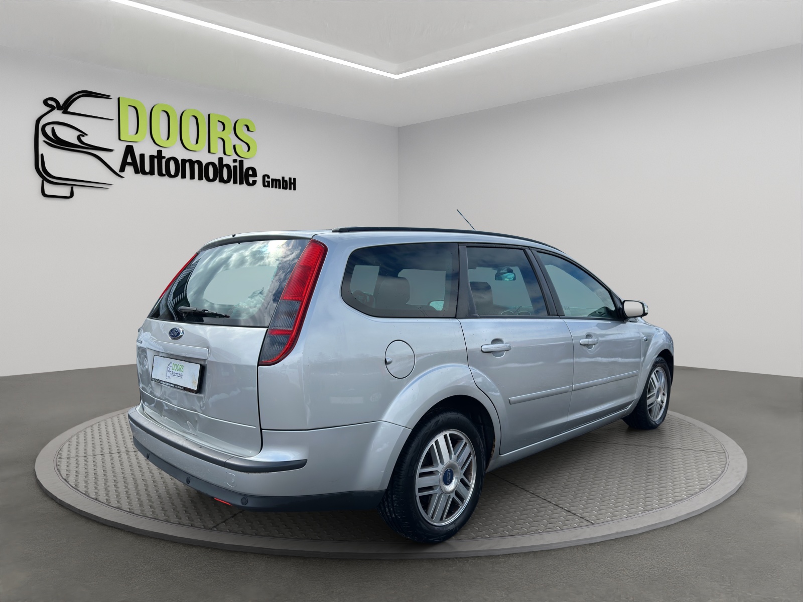 FORD Focus 2.0i Carving-showroom-element-3