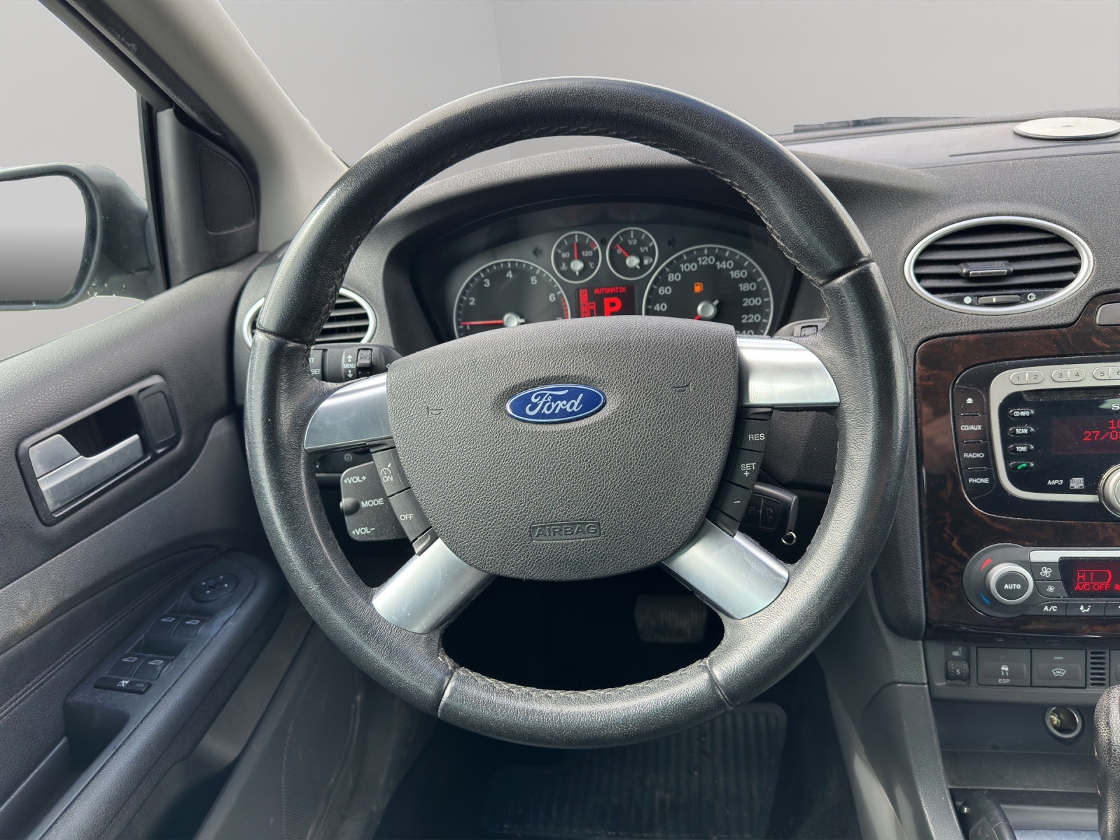 FORD Focus 2.0i Carving-image-13