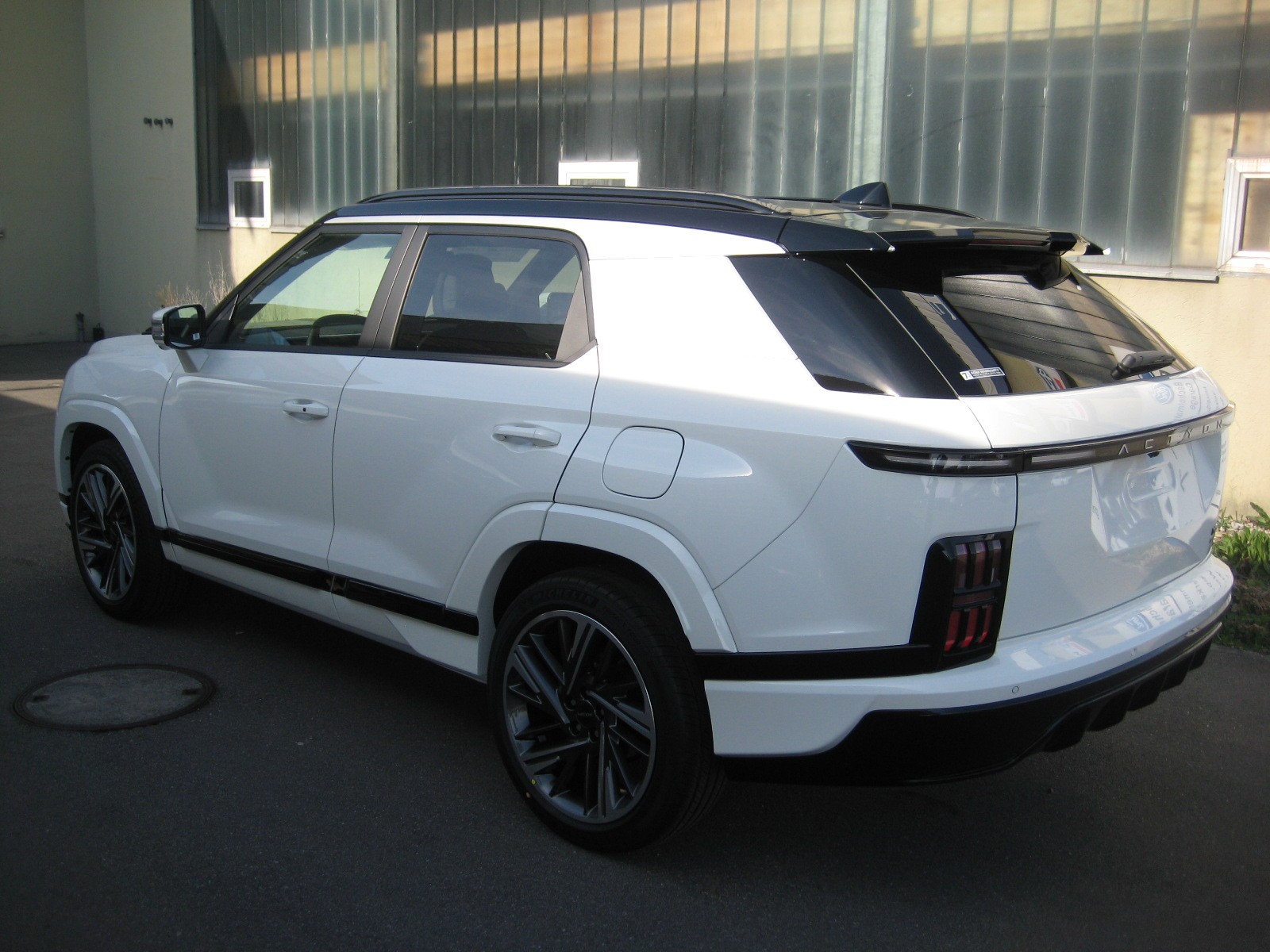 KGM-SsangYong Actyon 1.5 T GDI Hybrid Titanium Automat-image-2